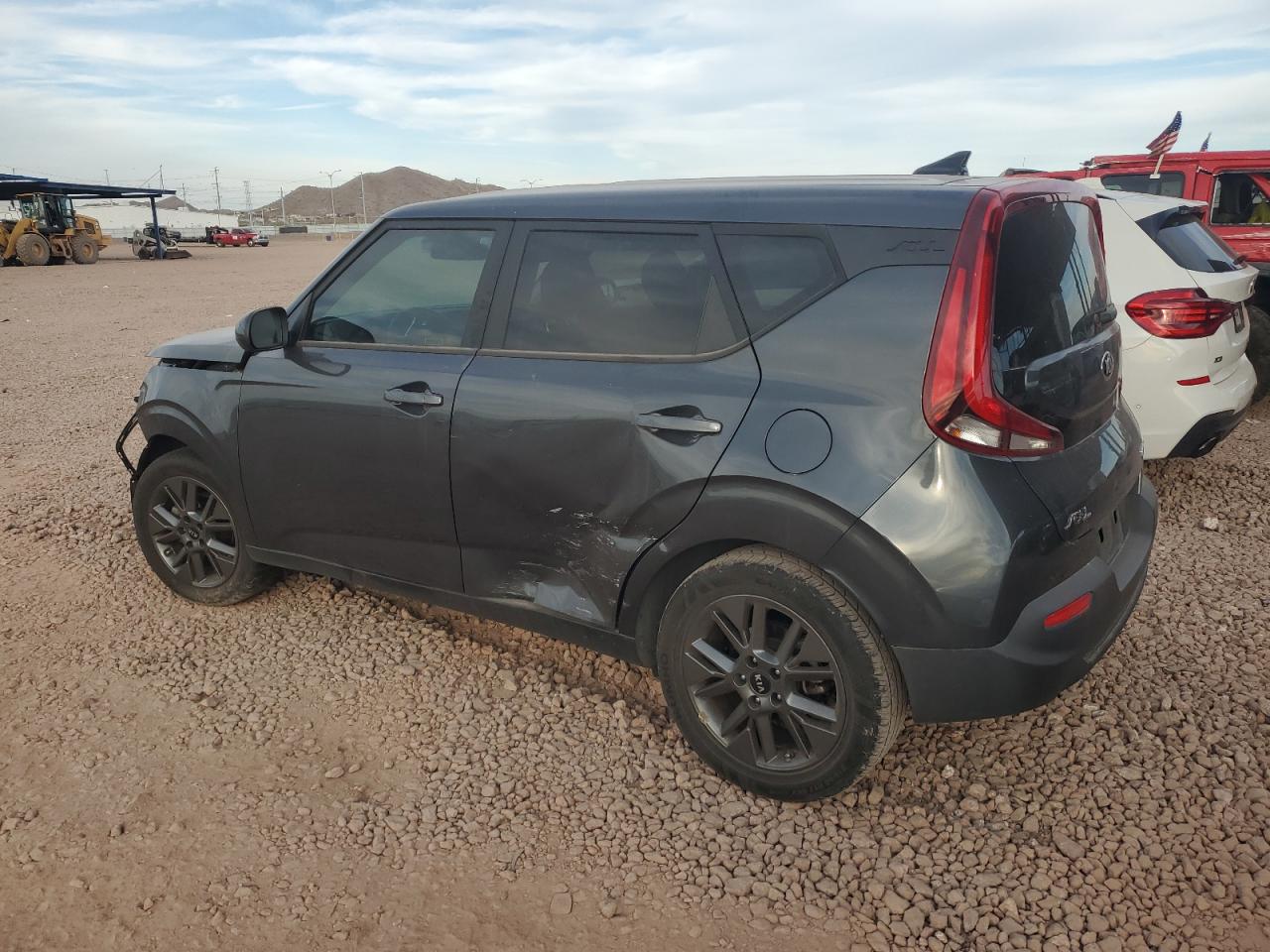 2021 Kia Soul - Image 2