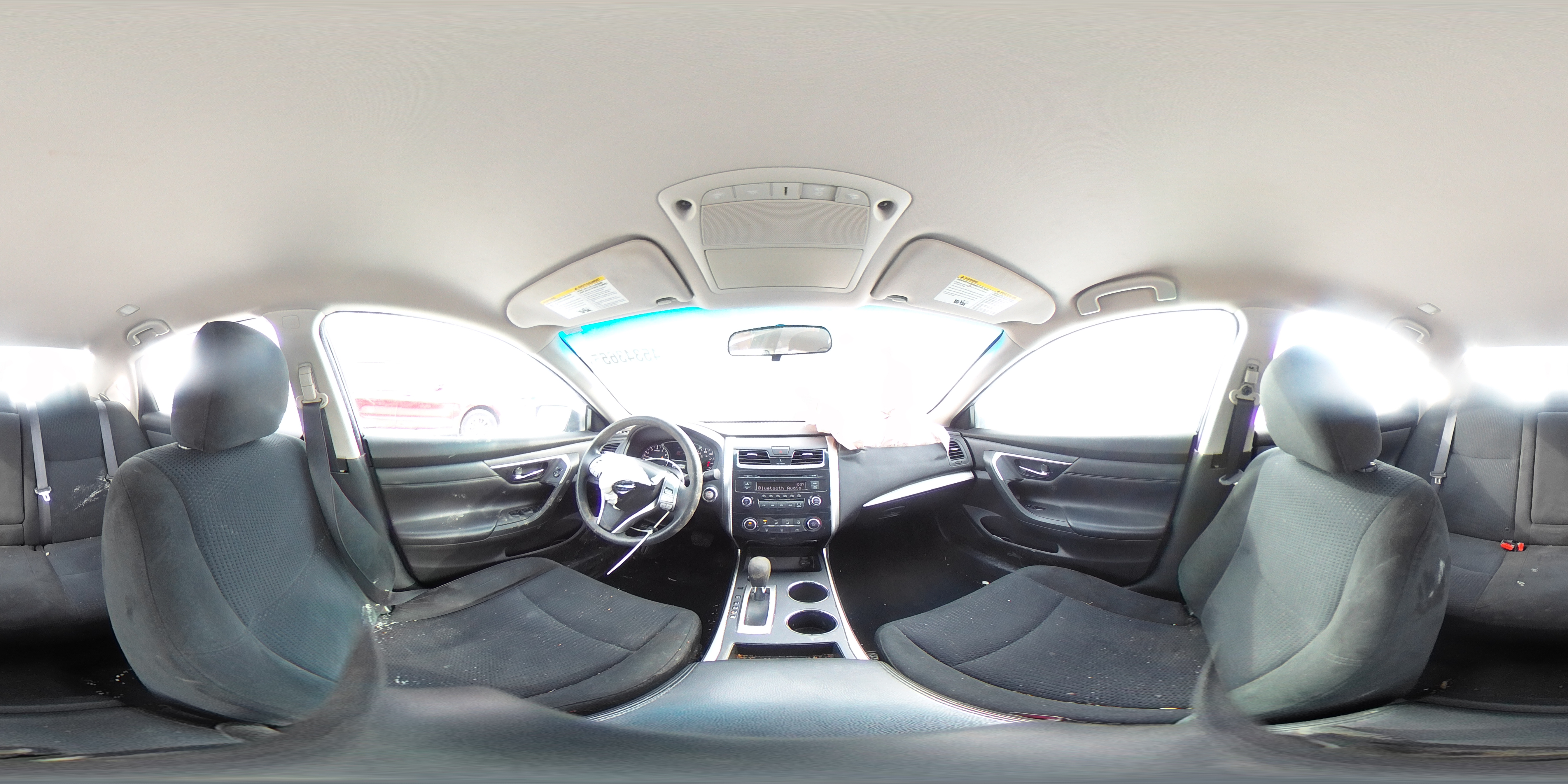 2015 Nissan Altima - Image 12