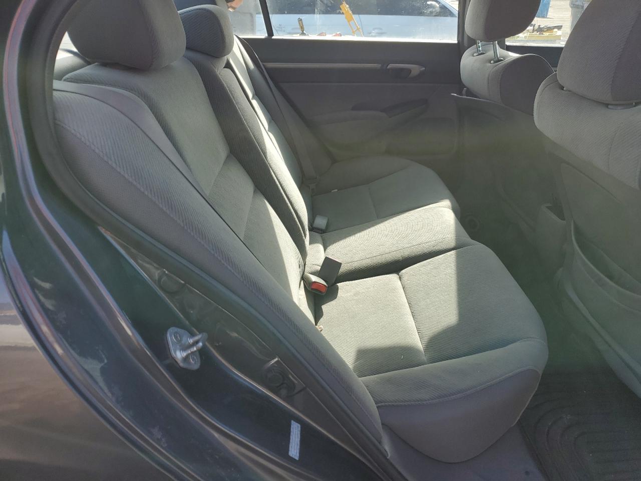 2011 Honda Civic - Image 10