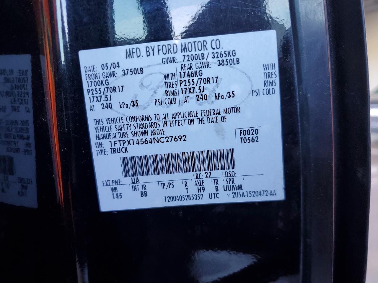 2004 Ford F-150 - Image 12