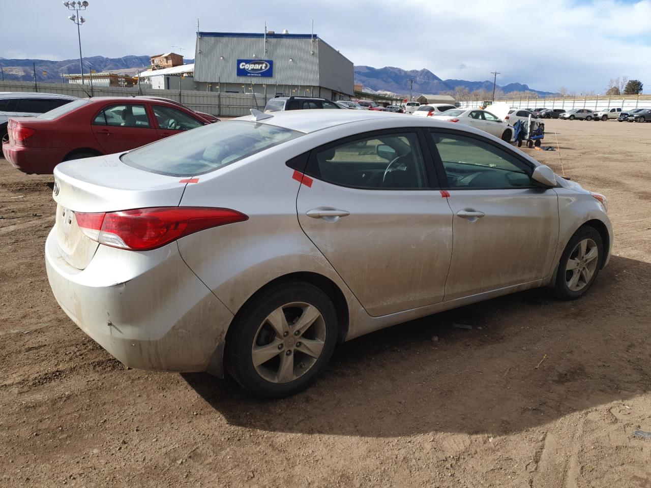 2013 Hyundai Elantra - Image 3