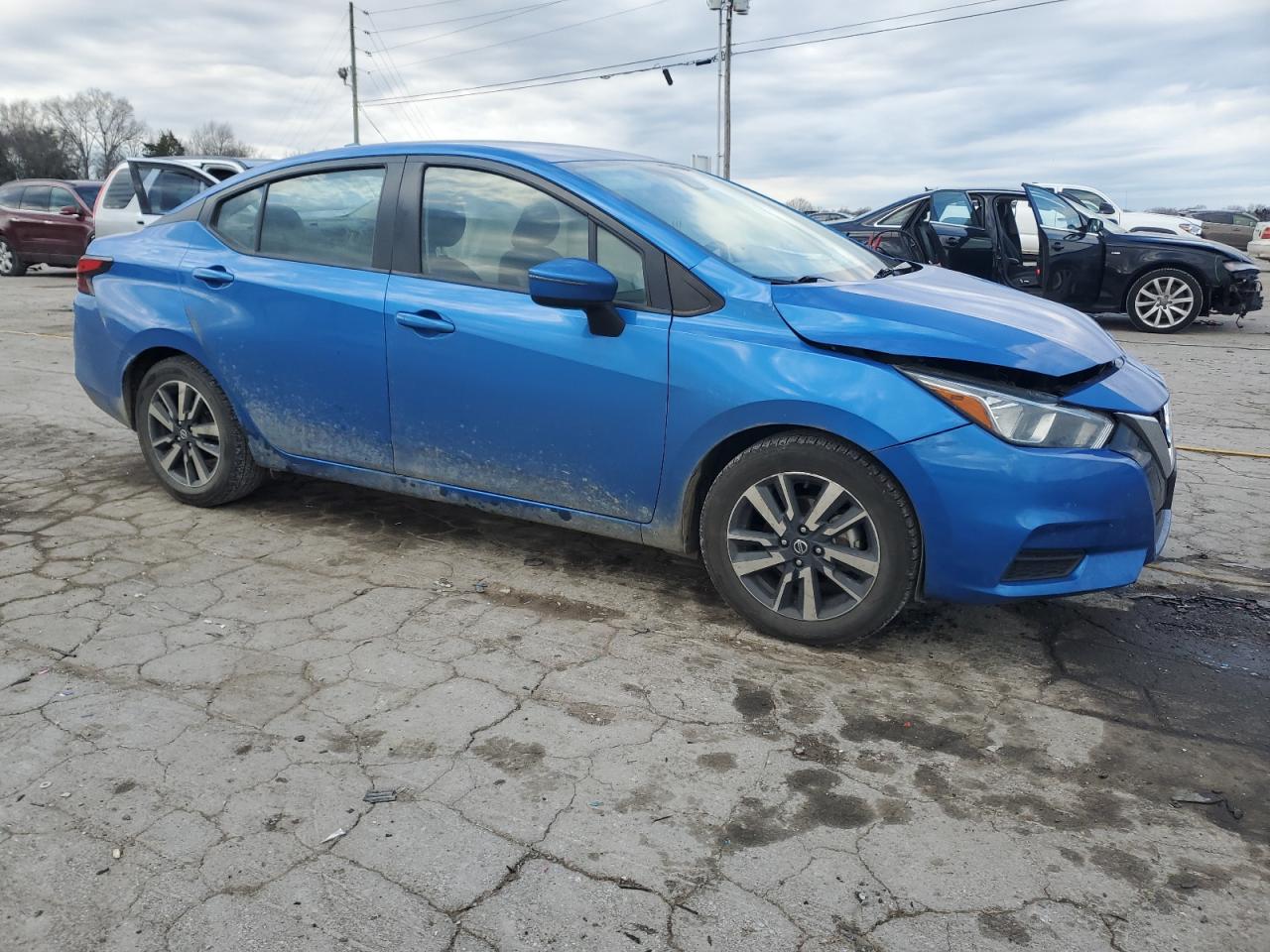 2020 Nissan Versa - Image 4