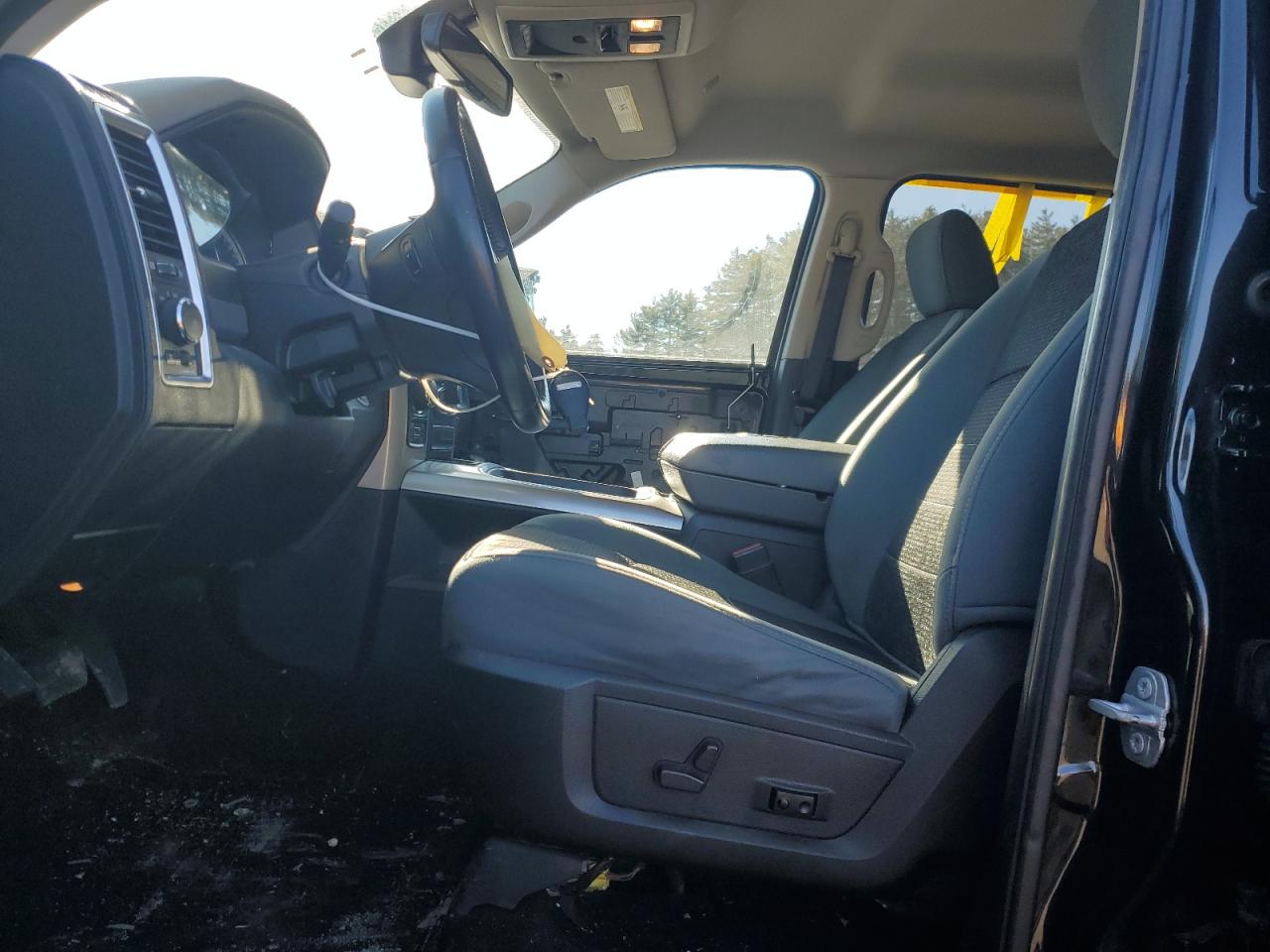 2018 RAM 1500 - Image 7