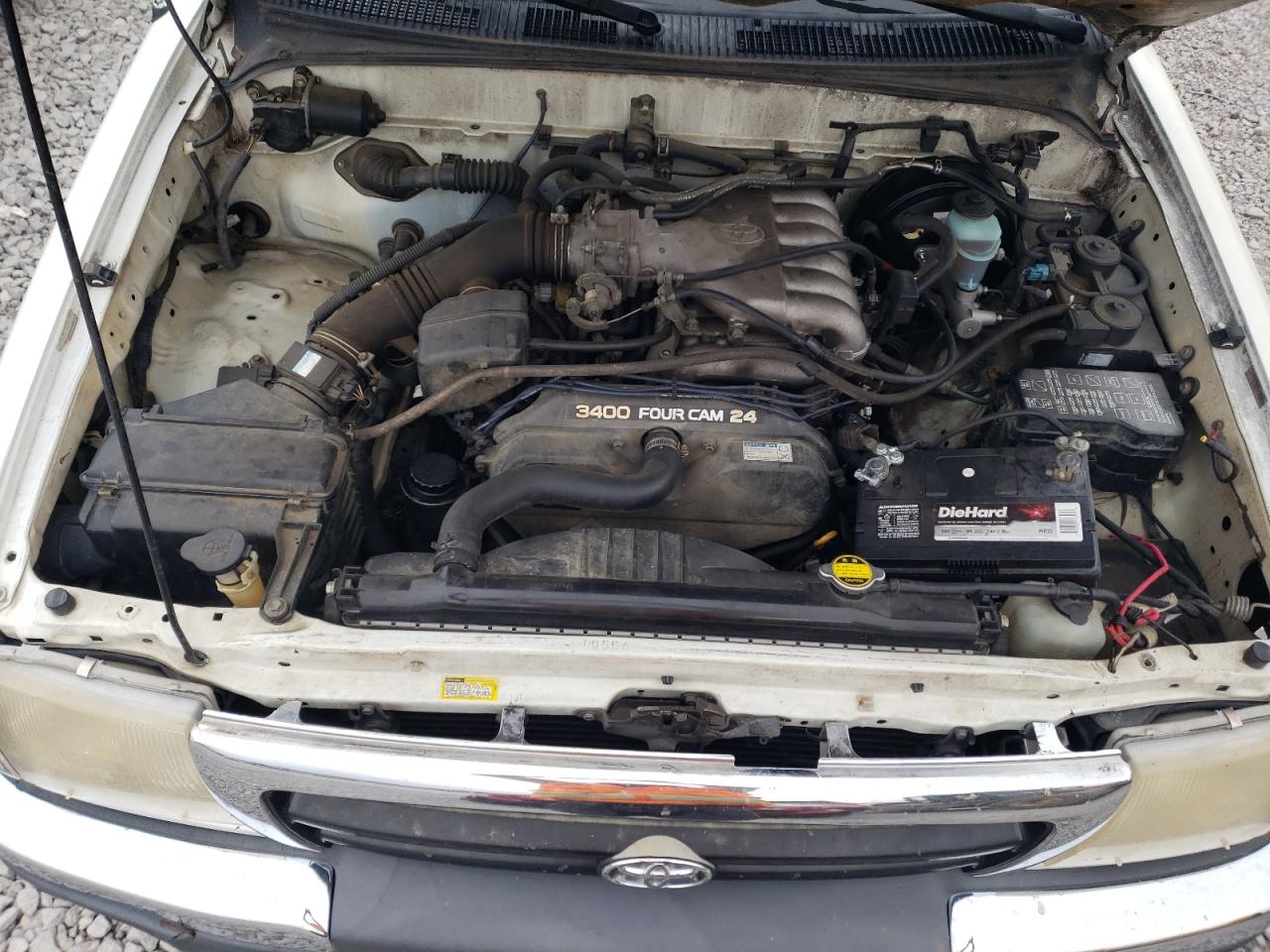 1998 Toyota Tacoma - Image 11