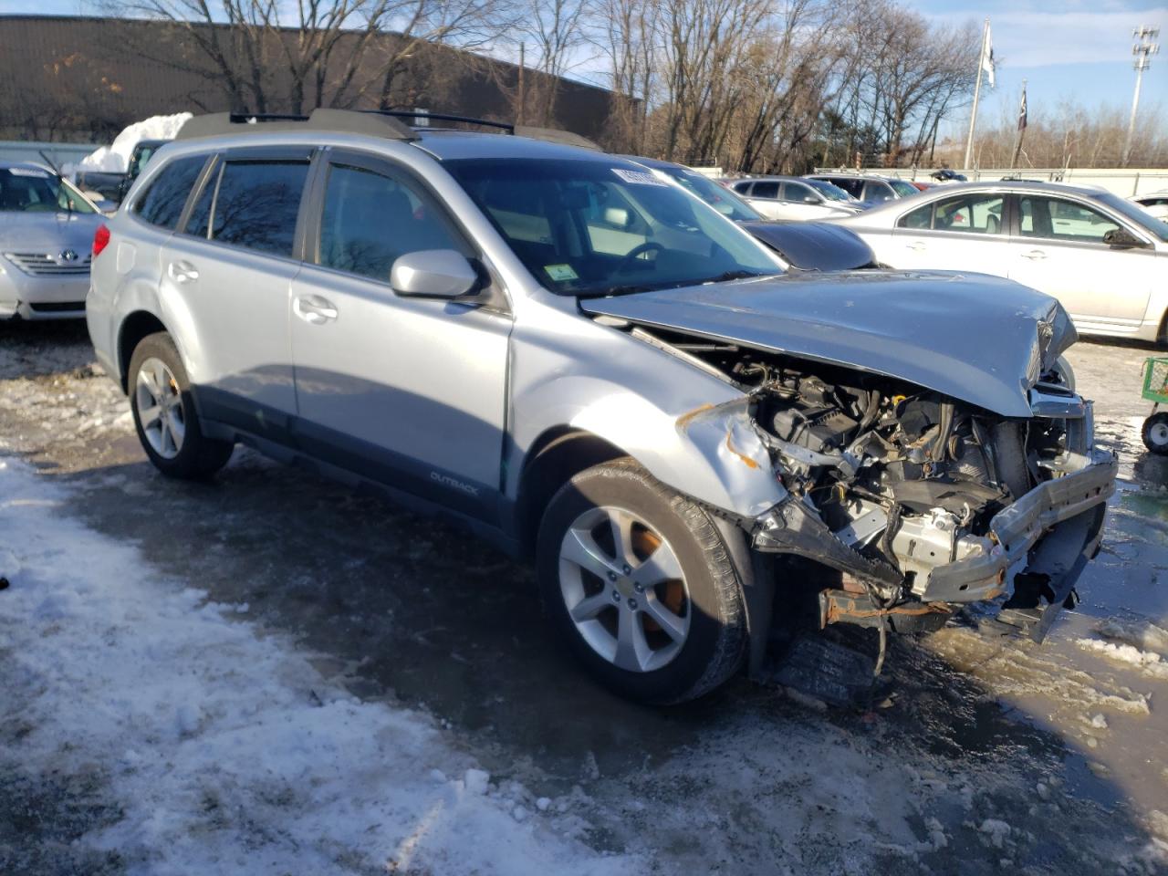 2014 Subaru Outback - Image 4