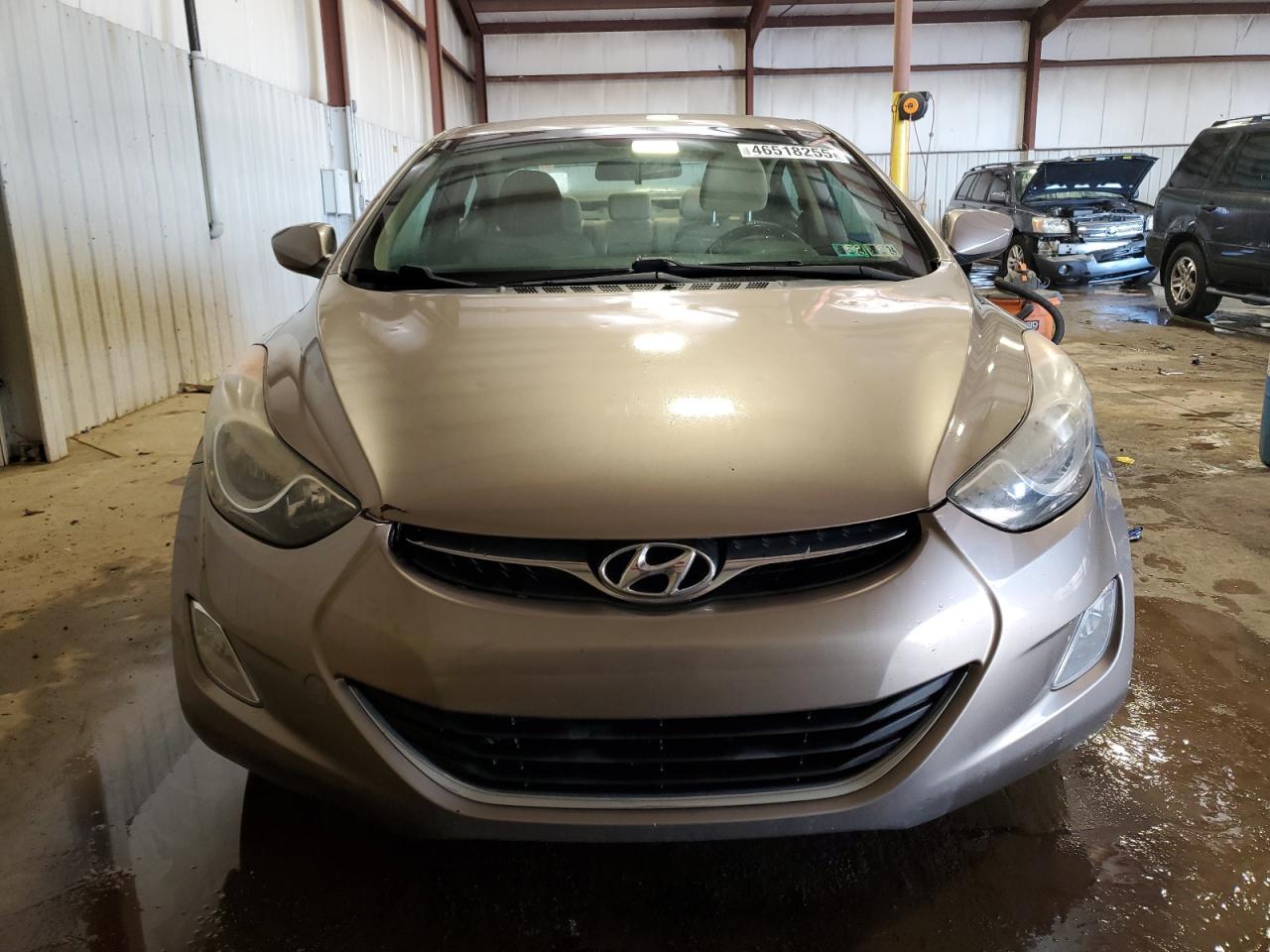 2013 Hyundai Elantra - Image 5
