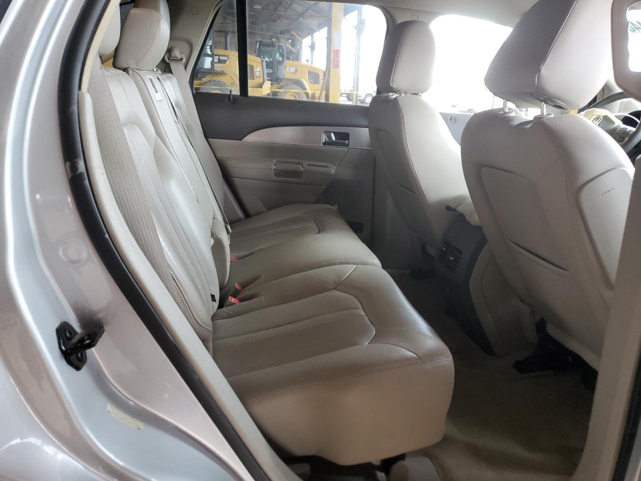 2013 Lincoln MKX - Image 11