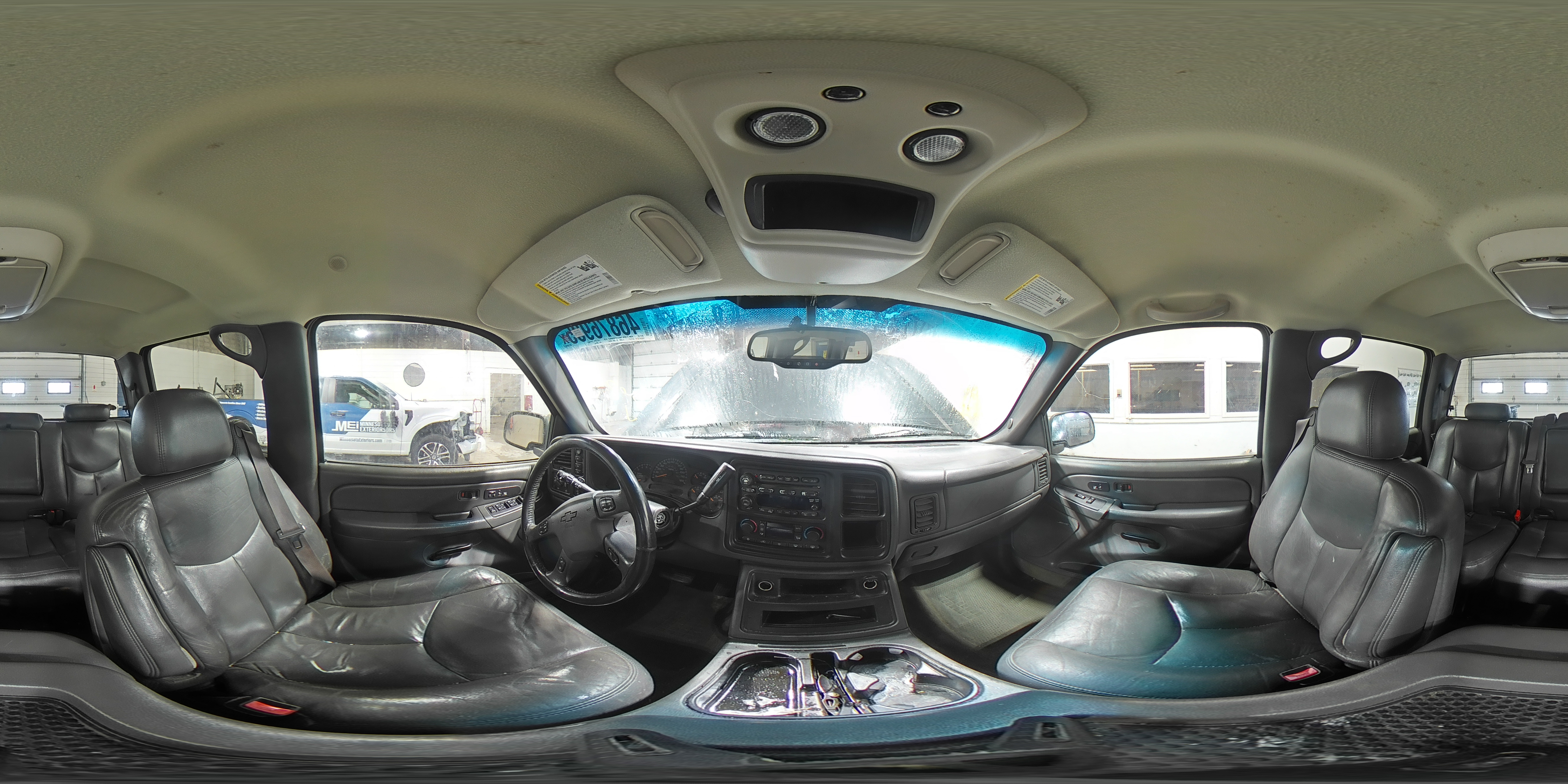 2005 Chevrolet Silverado - Image 13