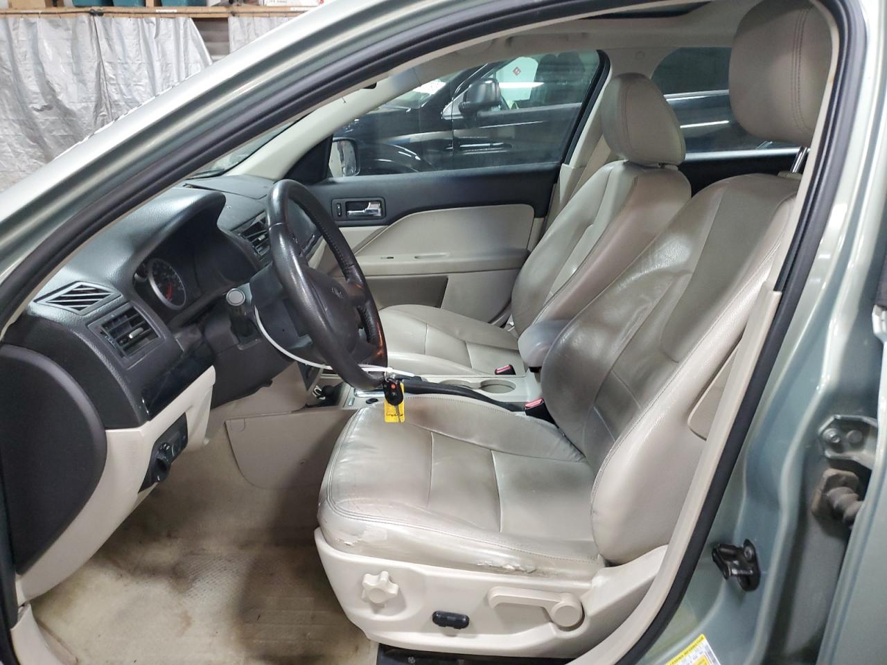 2009 Ford Fusion - Image 7