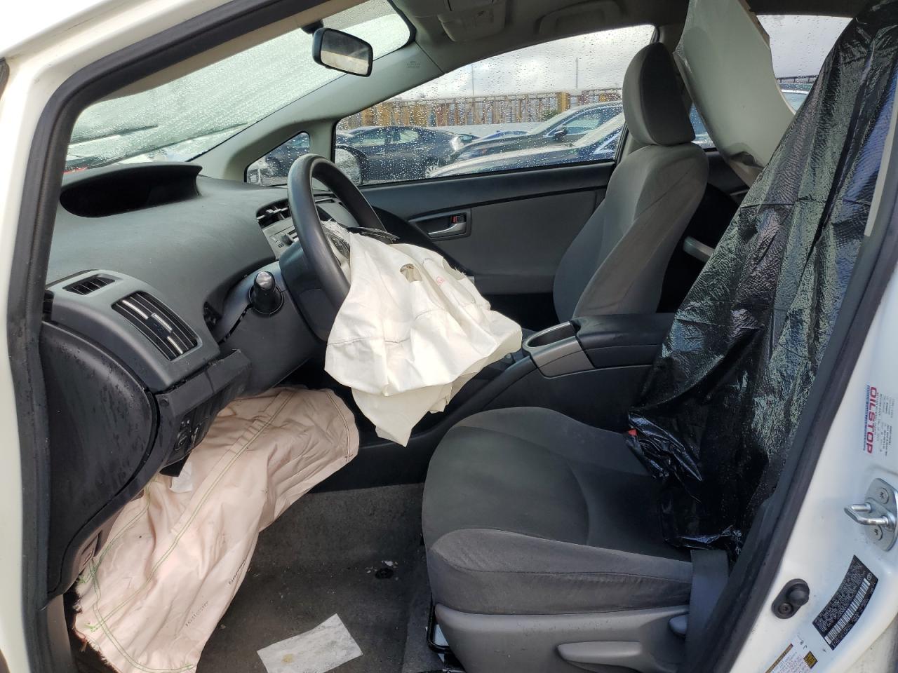 2012 Toyota Prius - Image 7