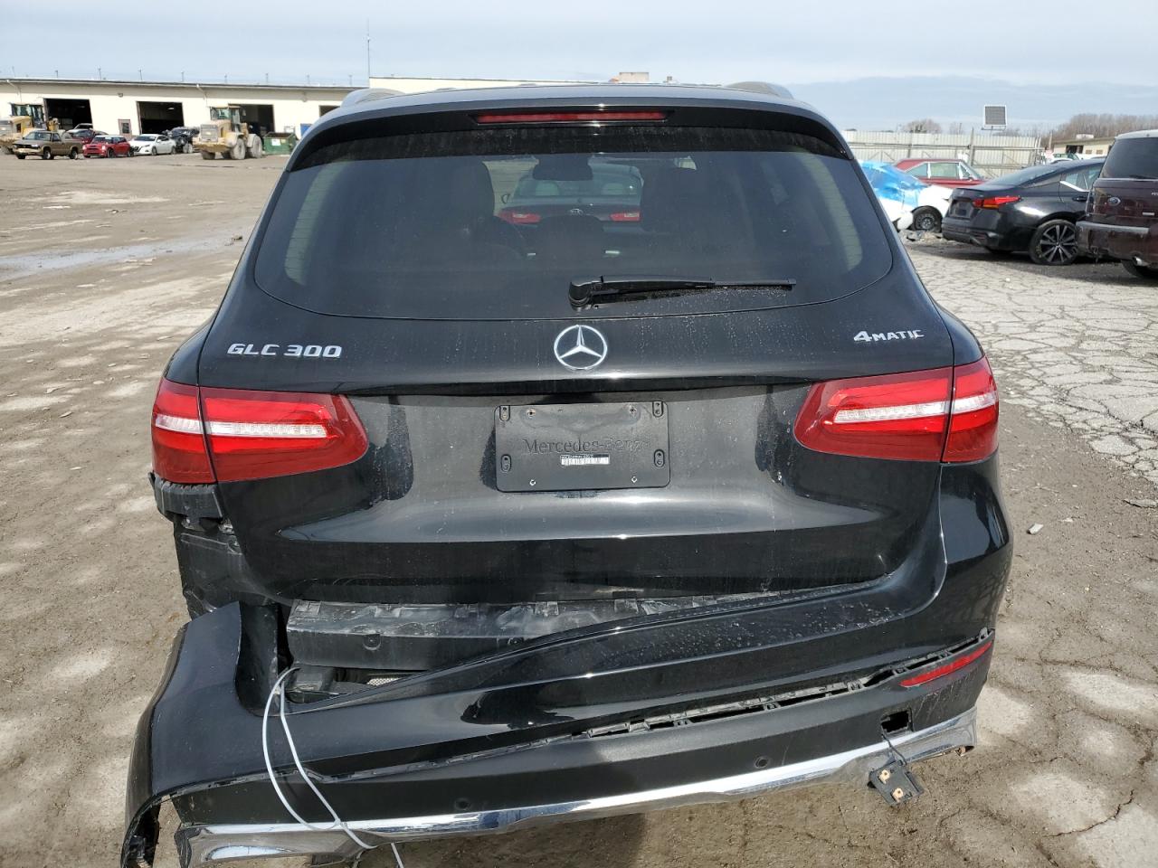 2019 Mercedes-Benz GLC - Image 6