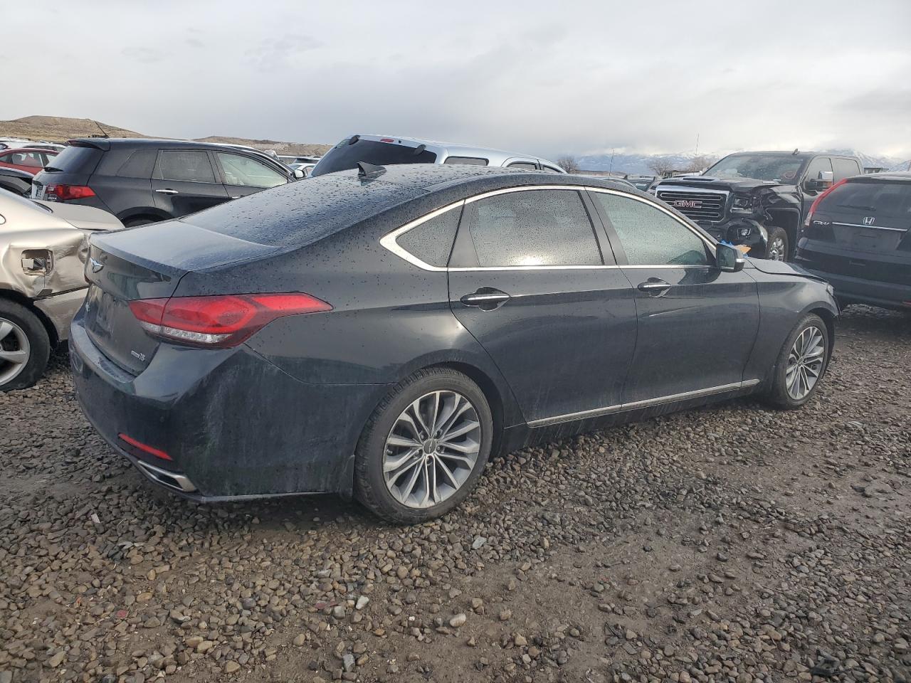 2016 Hyundai Genesis - Image 3