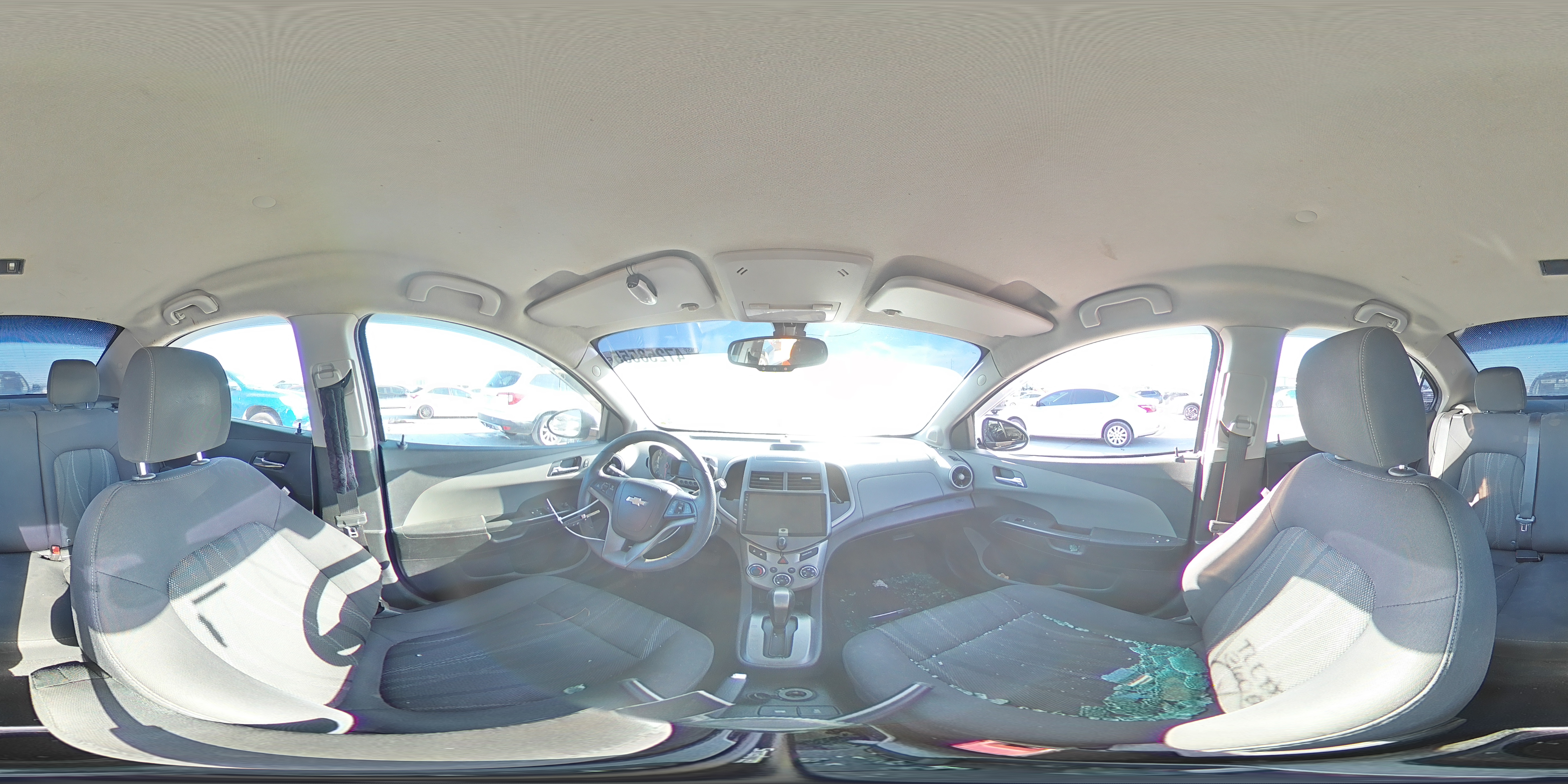 2015 Chevrolet Sonic - Image 13