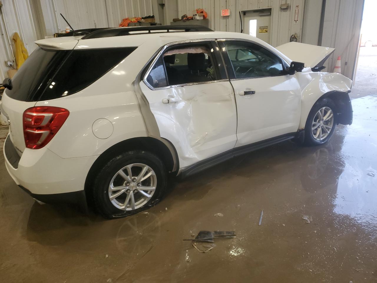 2016 Chevrolet Equinox - Image 3
