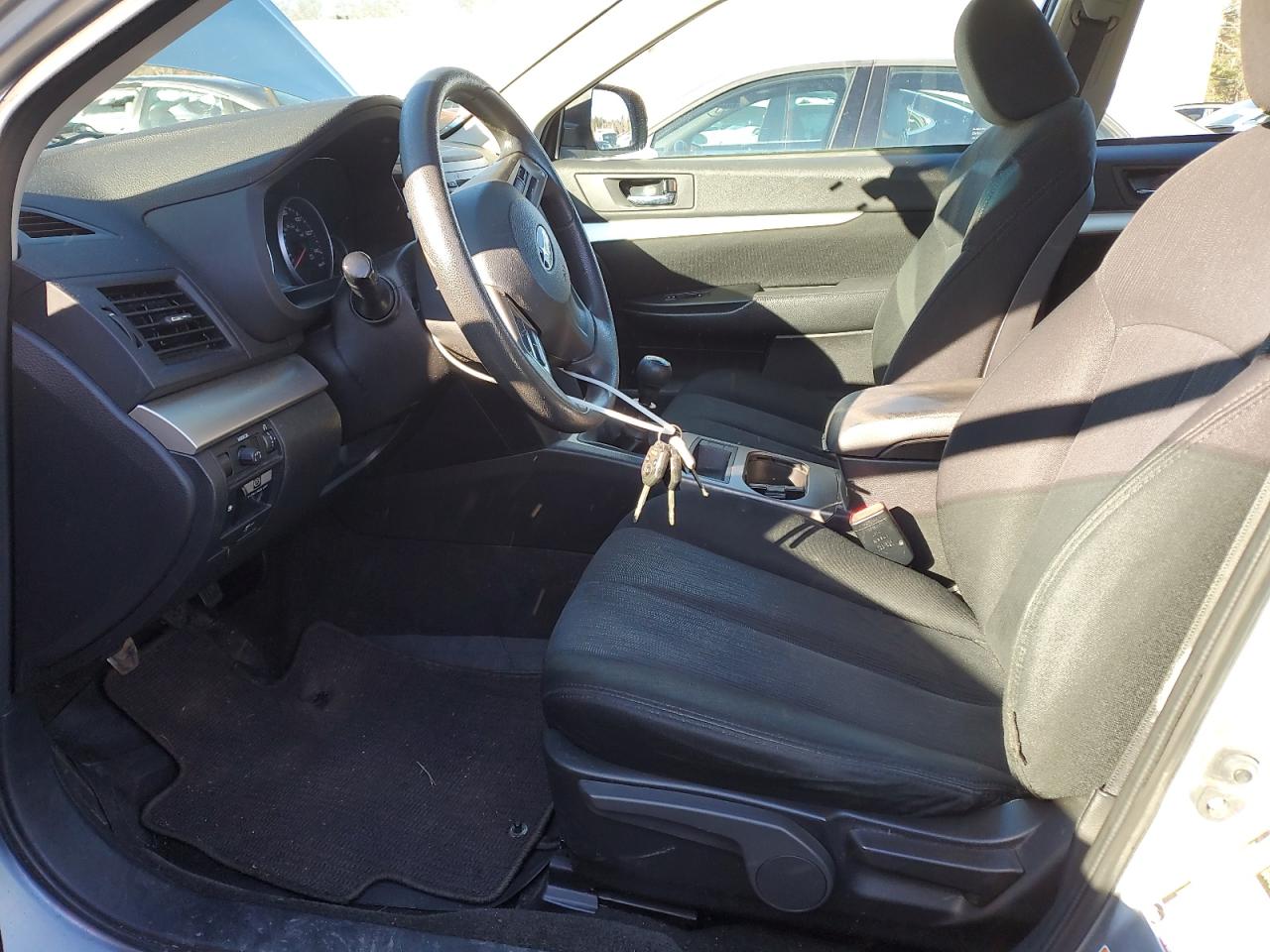 2013 Subaru Outback - Image 7