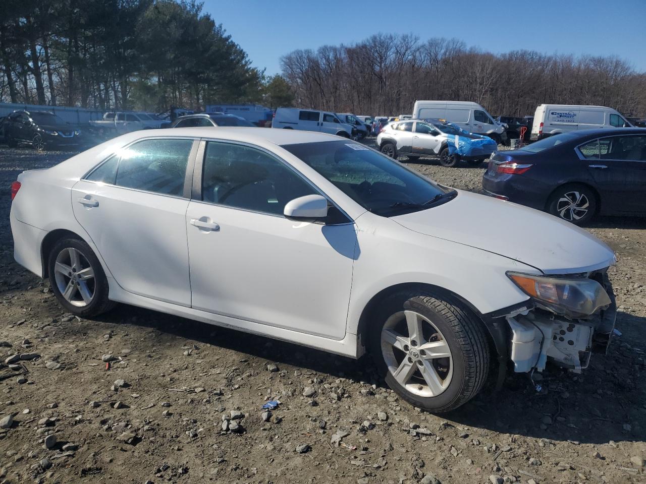 2014 Toyota Camry - Image 4