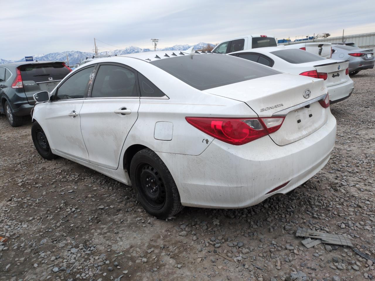 2011 Hyundai Sonata - Image 2
