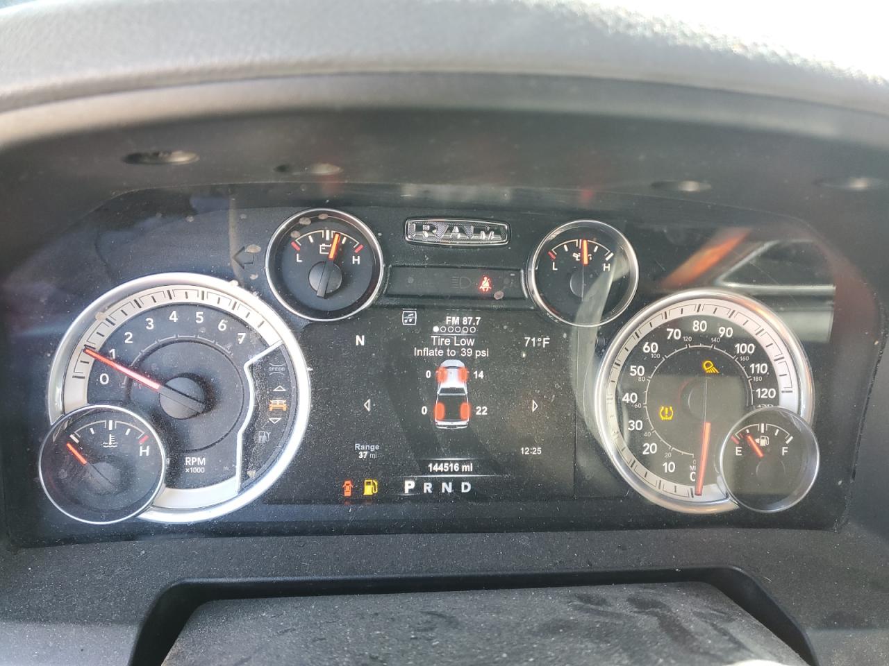 2018 RAM 1500 - Image 9