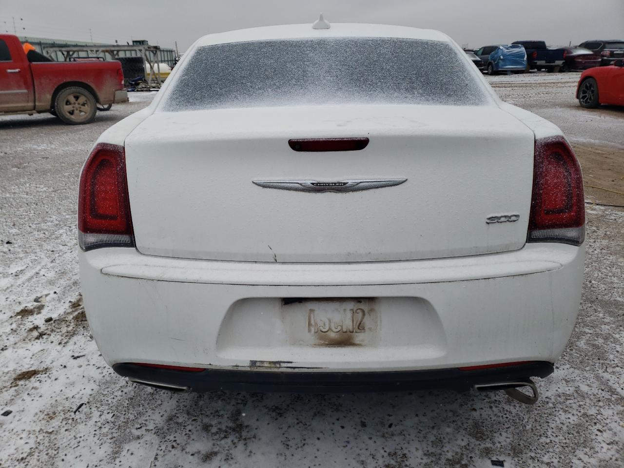 2019 Chrysler 300 - Image 6