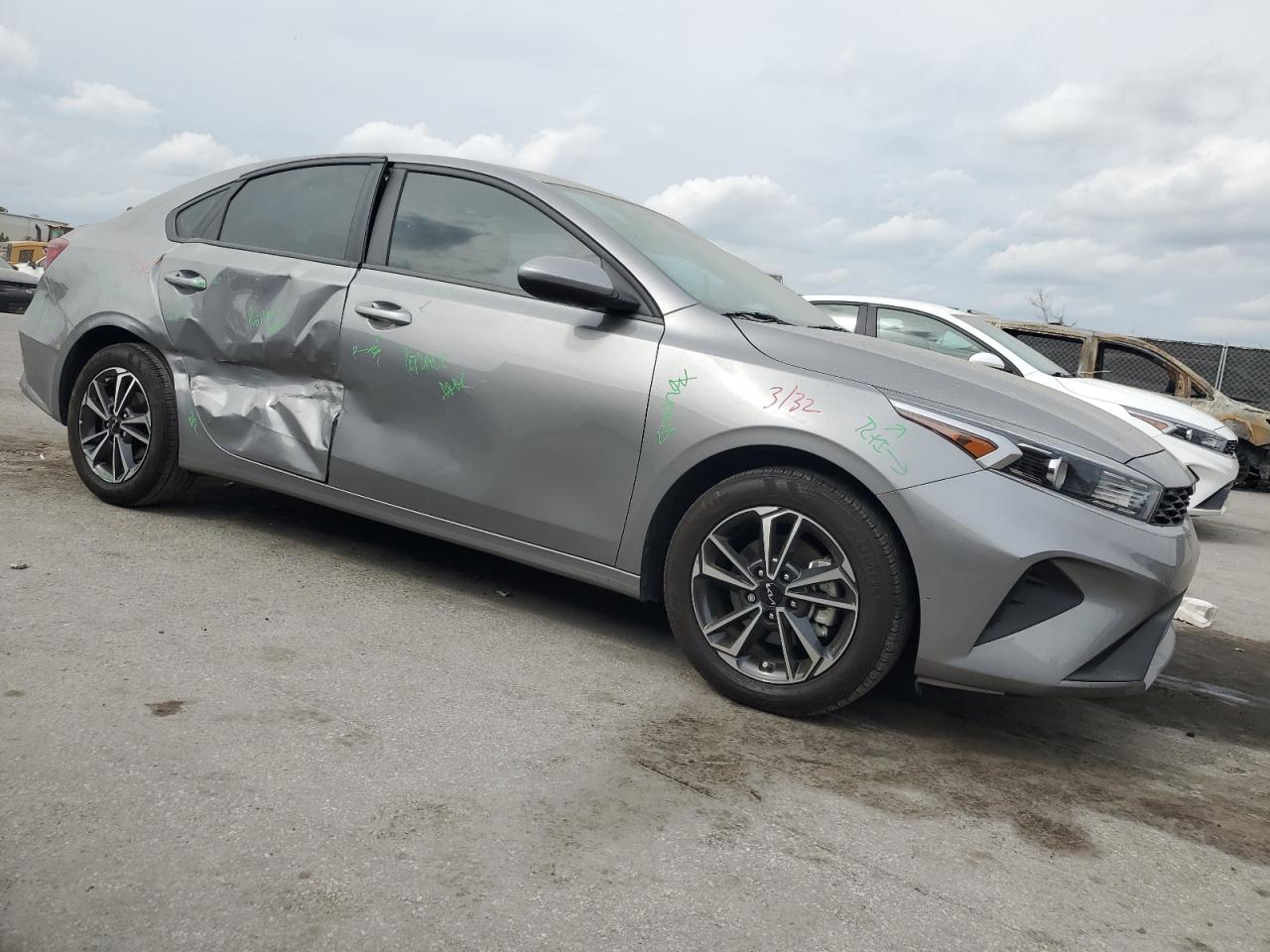 2024 Kia Forte - Image 4