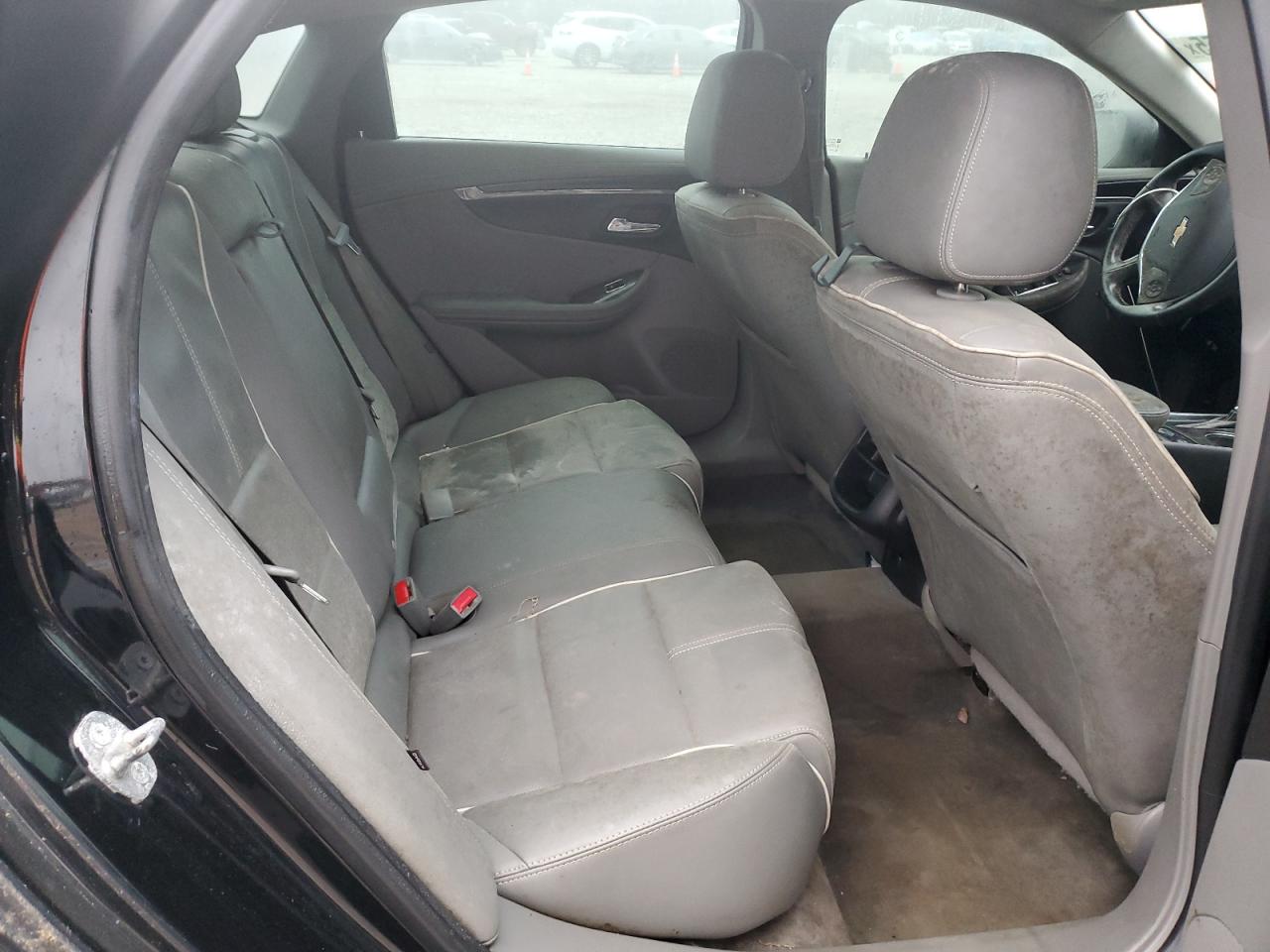 2015 Chevrolet Impala - Image 10