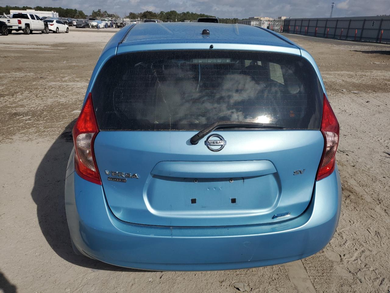 2015 Nissan Versa - Image 6