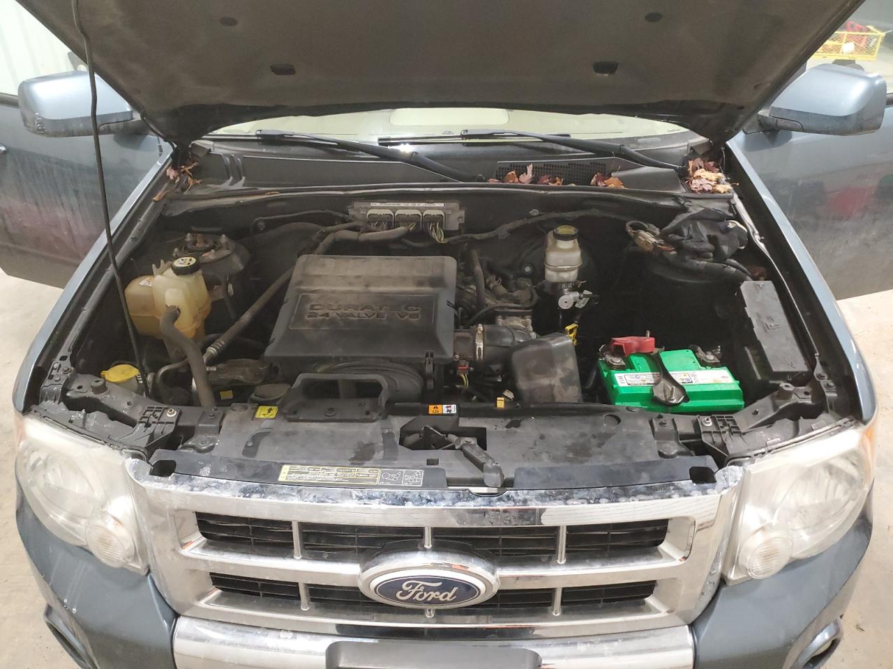 2010 Ford Escape - Image 11