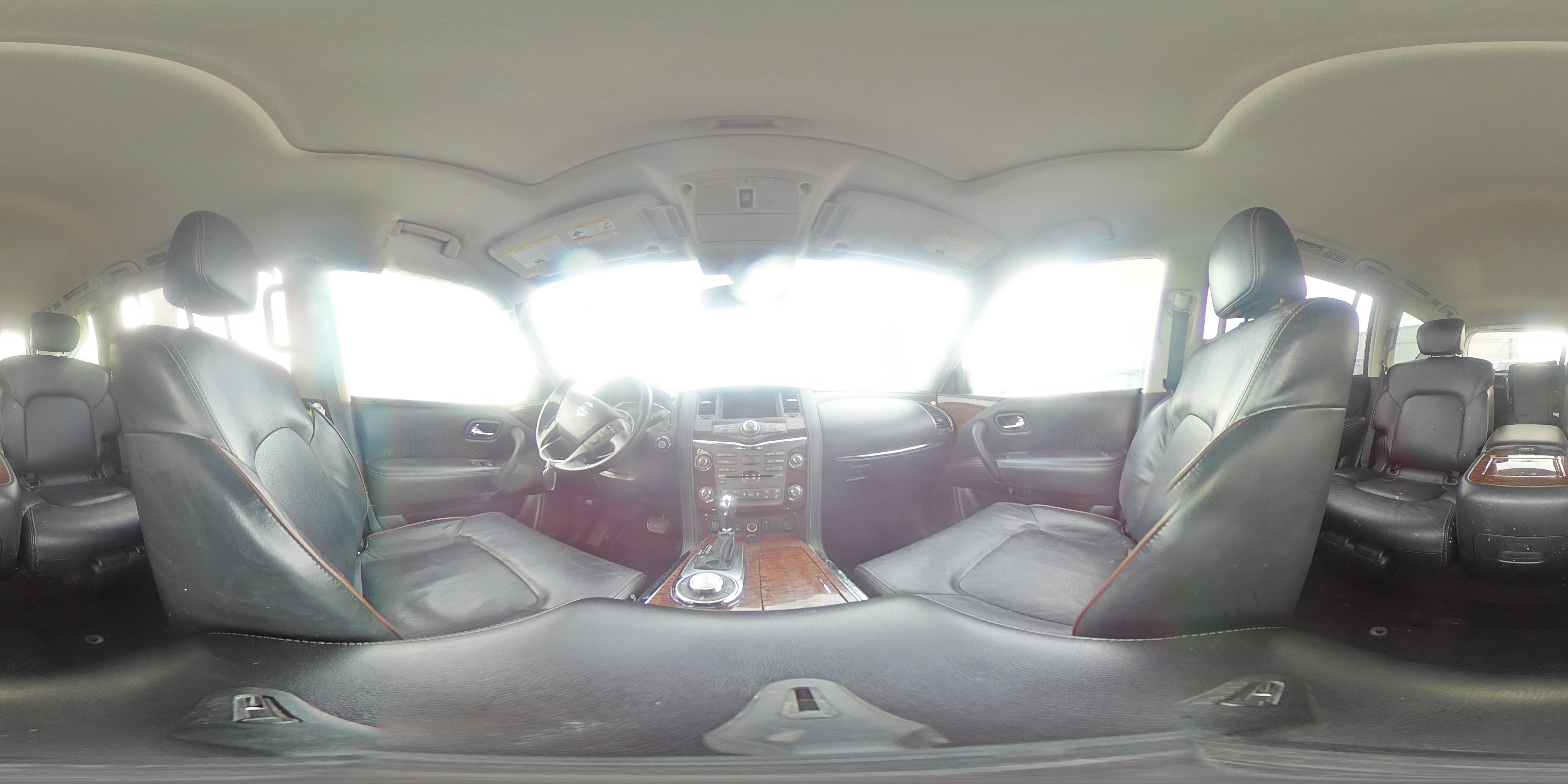 2020 Nissan Armada - Image 15