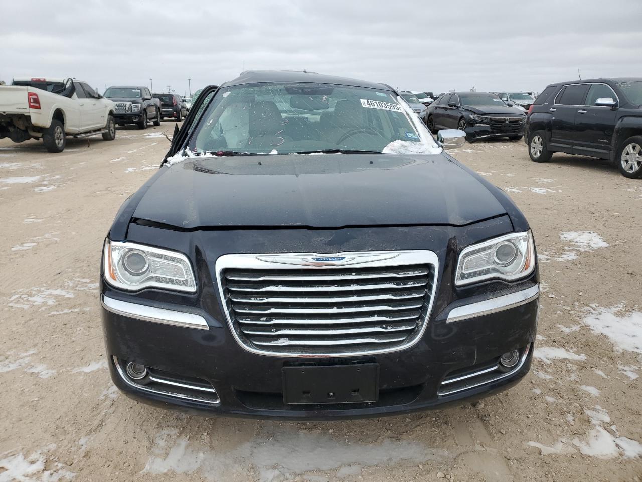 2011 Chrysler 300 - Image 5