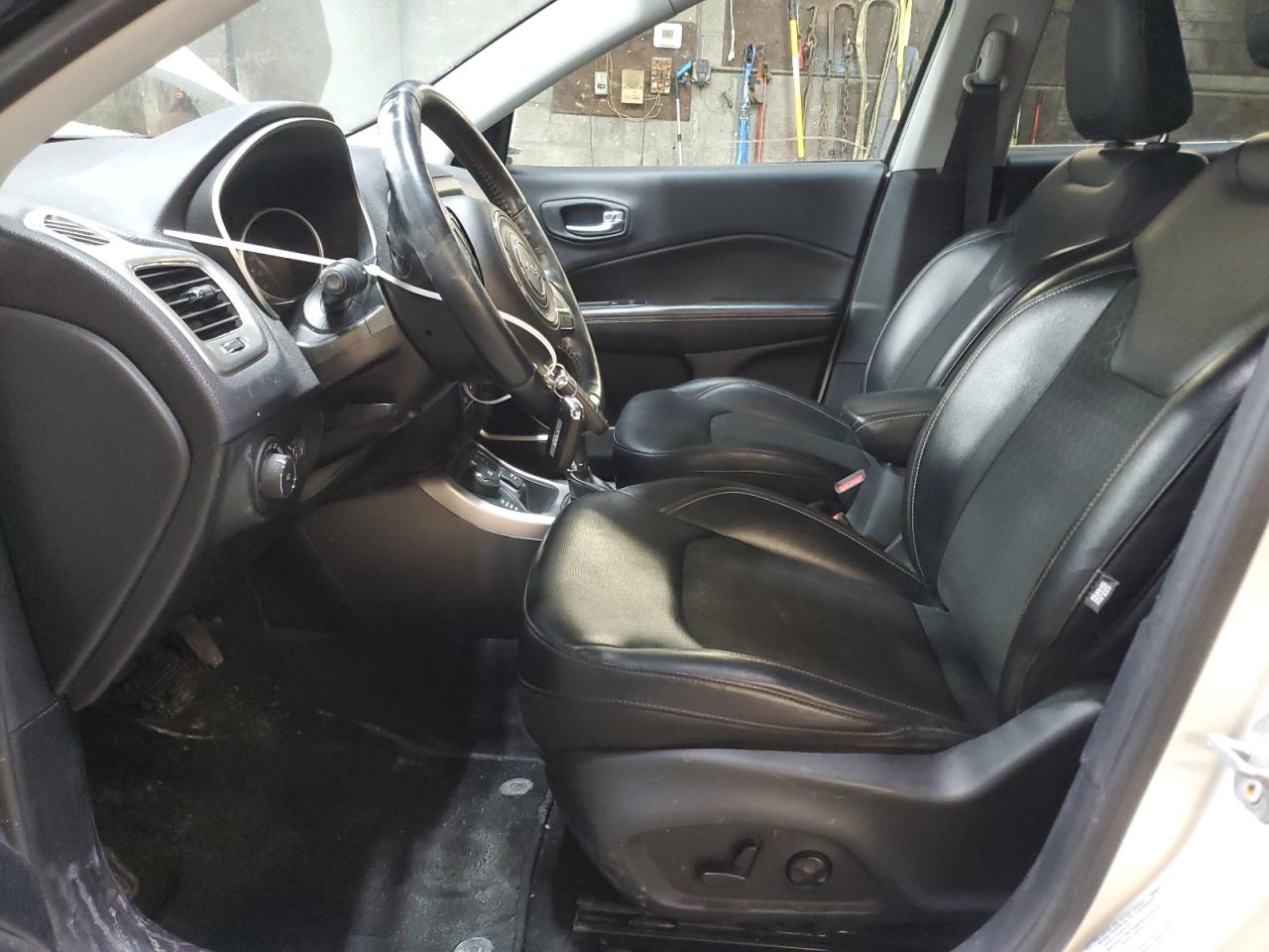 2018 Jeep Compass - Image 7