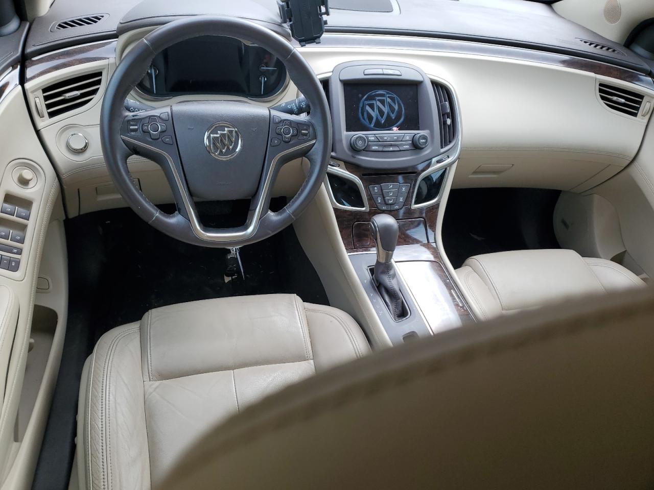 2015 Buick LaCrosse - Image 8