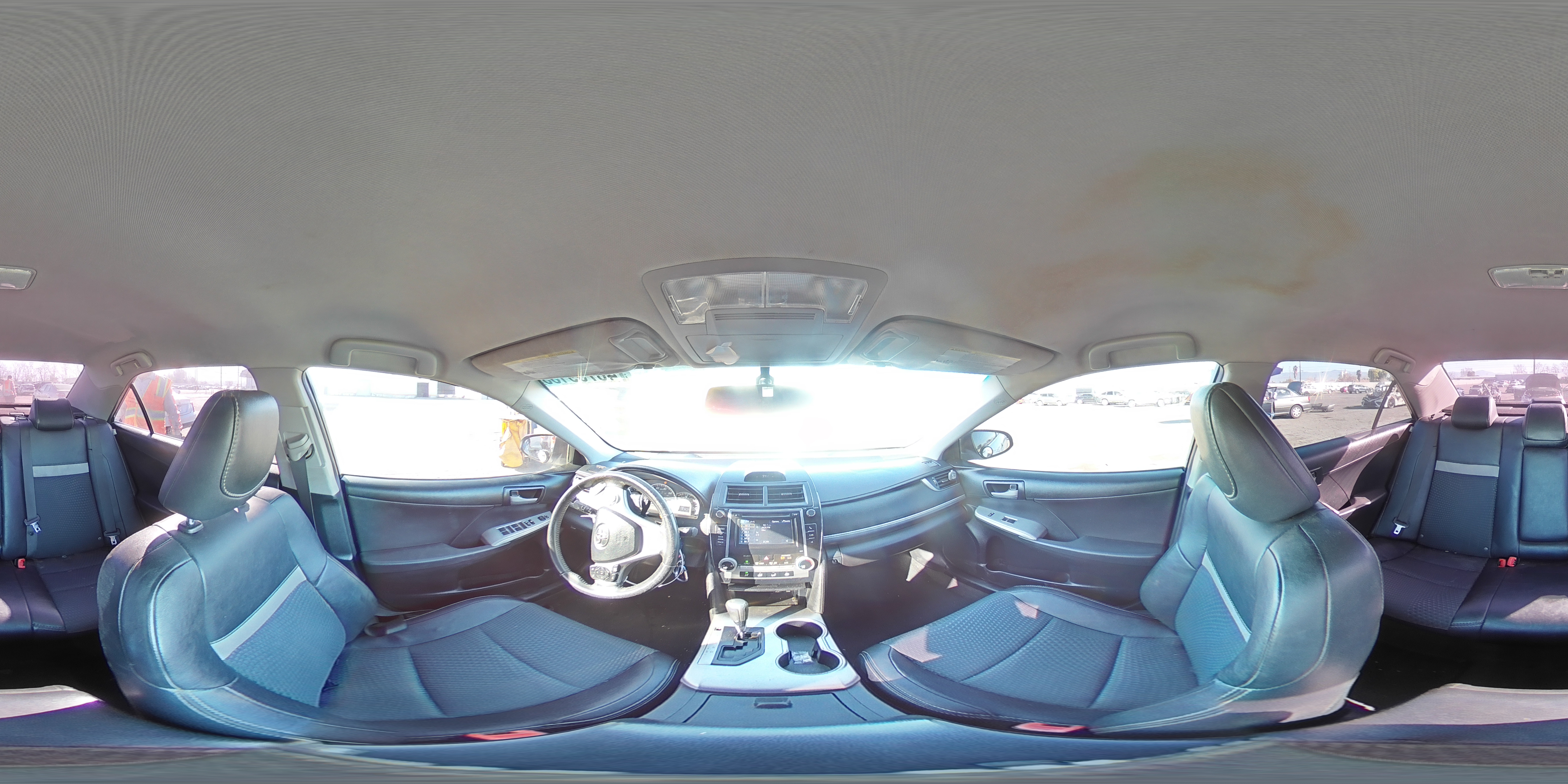 2013 Toyota Camry - Image 13