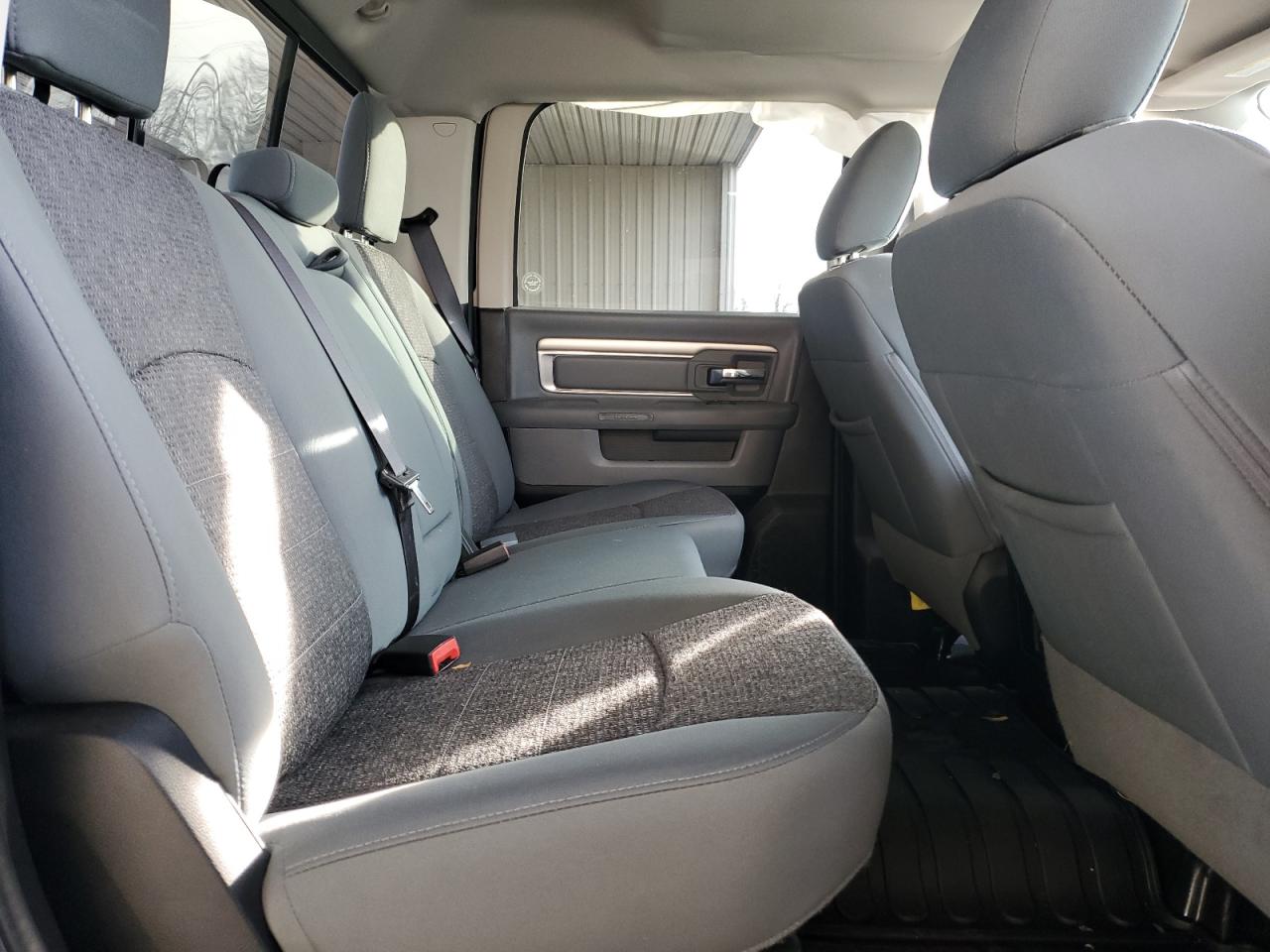 2017 RAM 1500 - Image 10