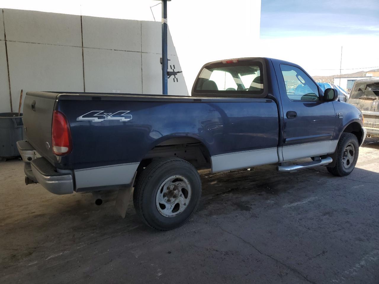 2004 Ford F-150 - Image 3