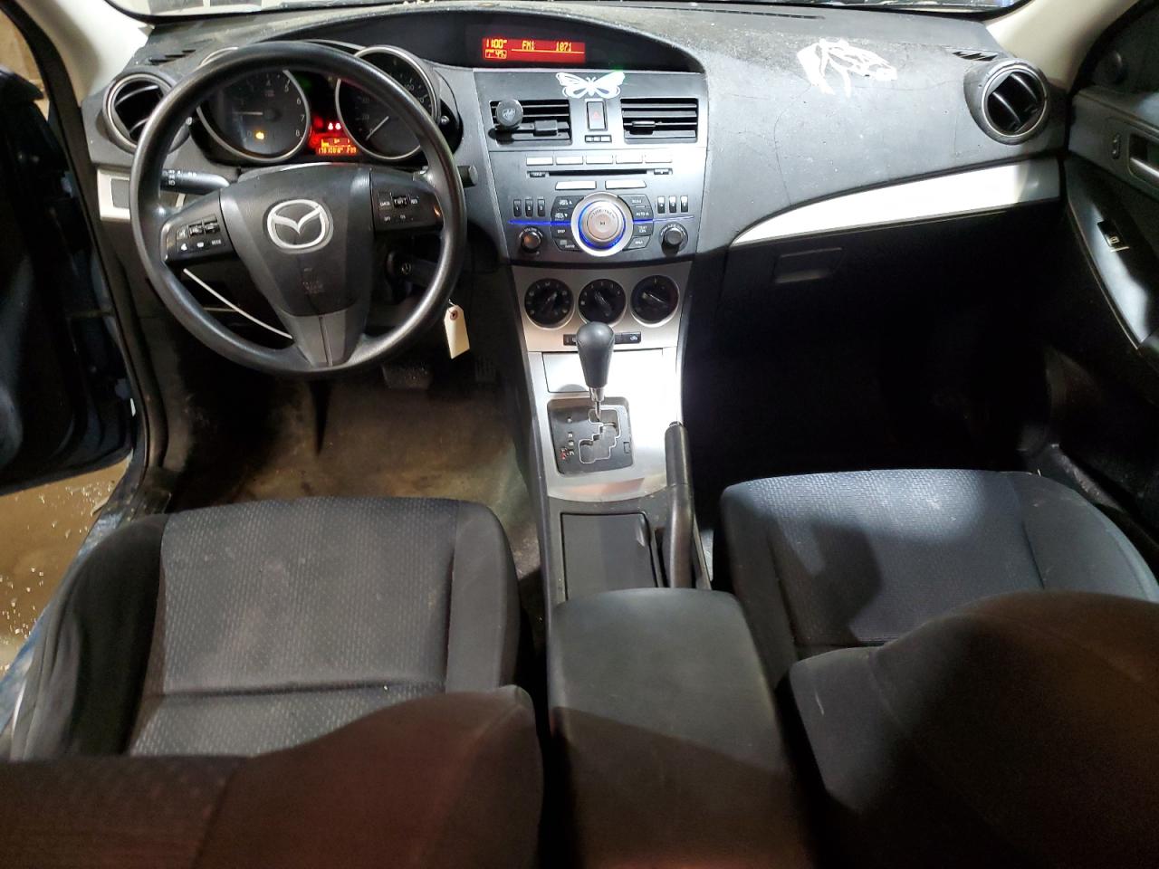 2010 Mazda 3 - Image 8