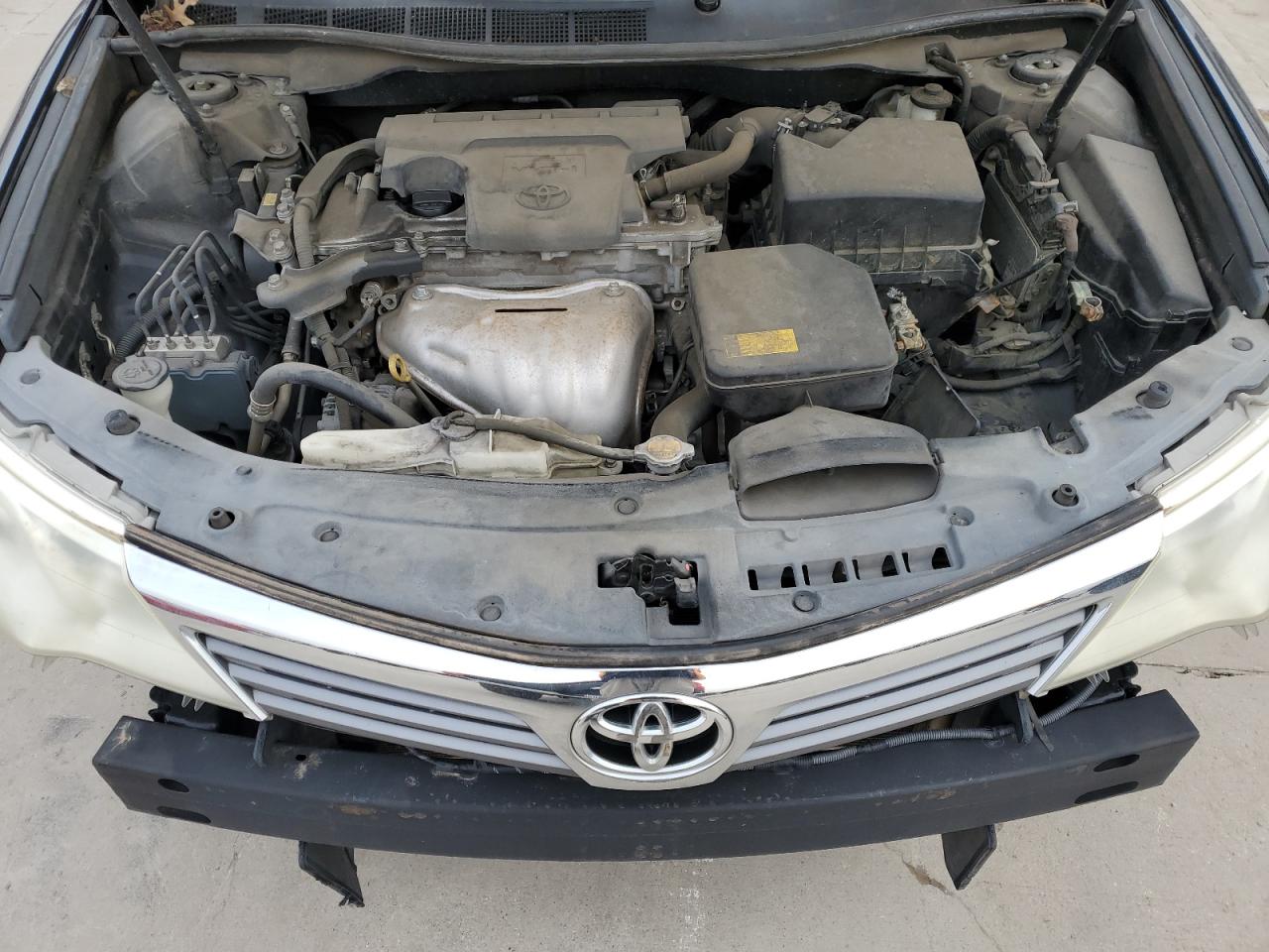 2013 Toyota Camry - Image 11
