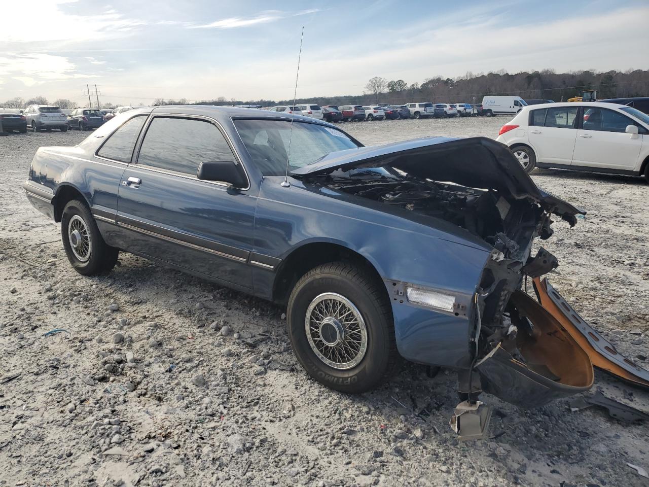 1987 Ford Thunderbird - Image 4