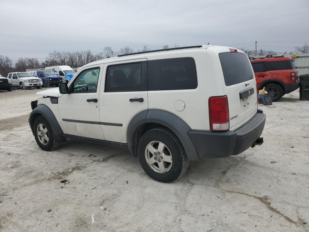 2007 Dodge Nitro - Image 2