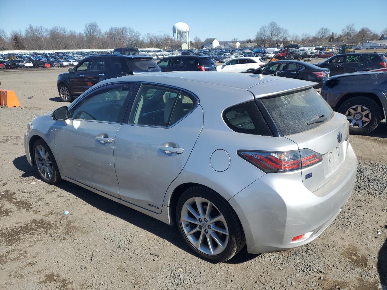 2012 Lexus CT - Image 2