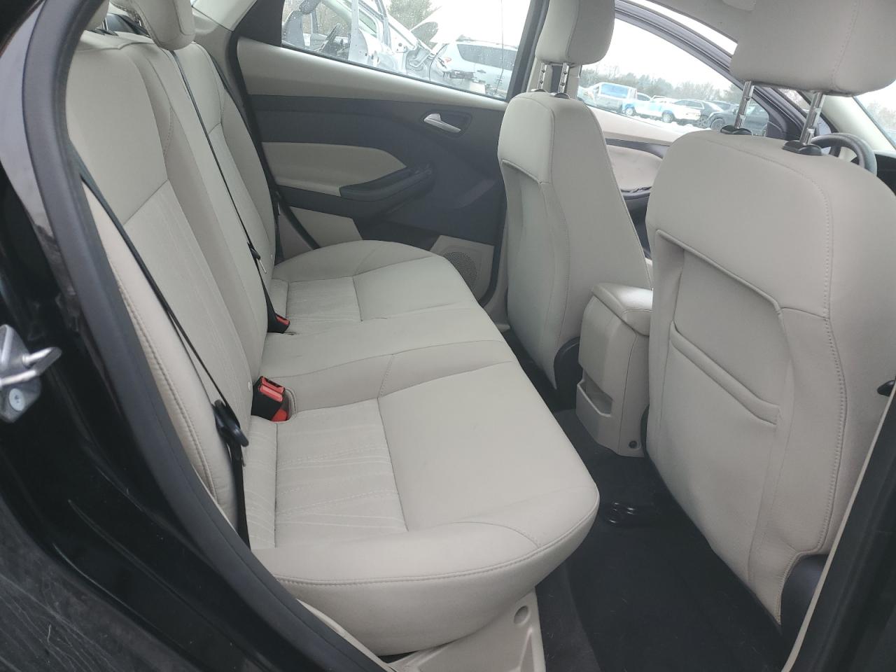 2018 Ford Focus - Image 10