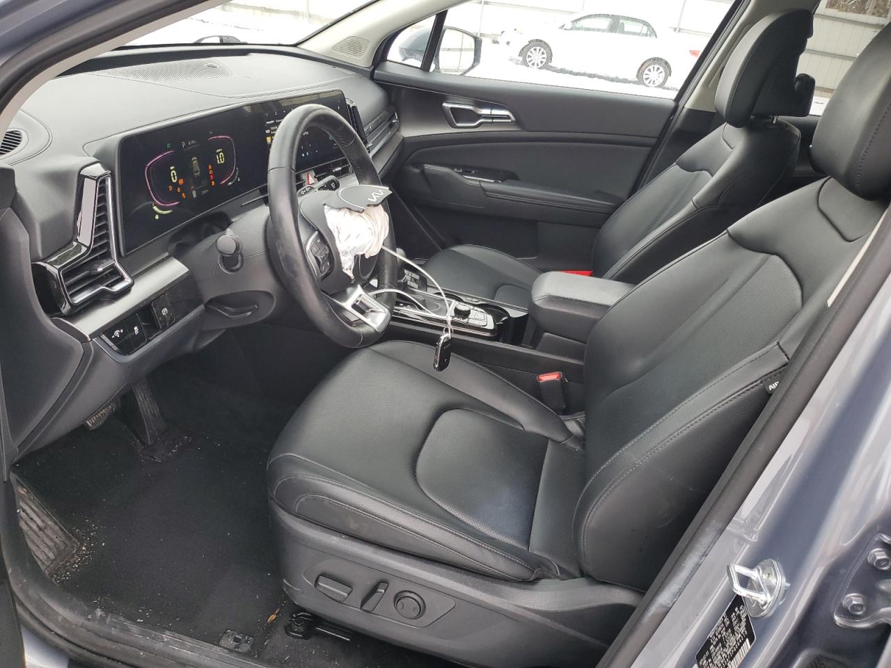 2023 Kia Sportage - Image 7