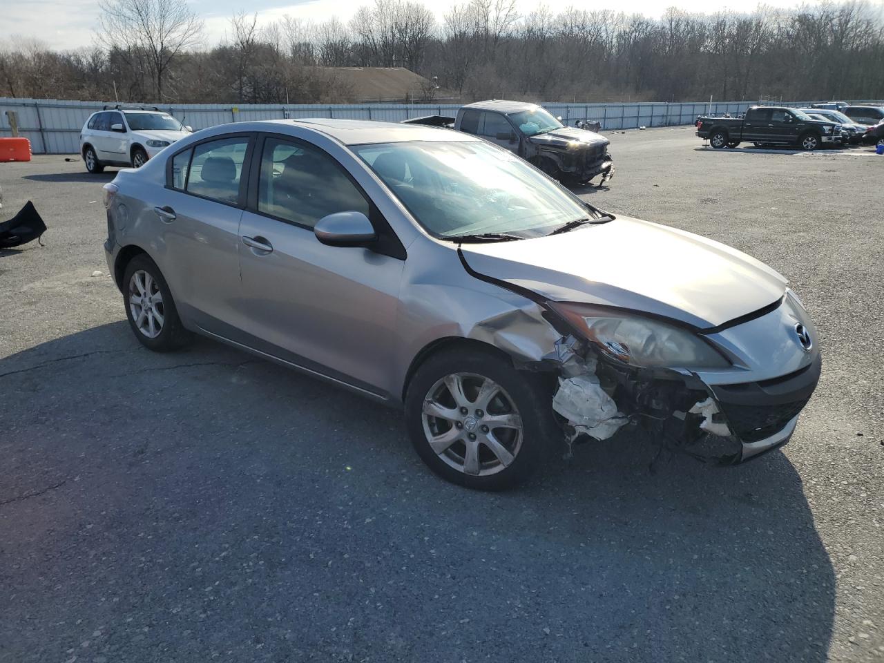2011 Mazda 3 - Image 4