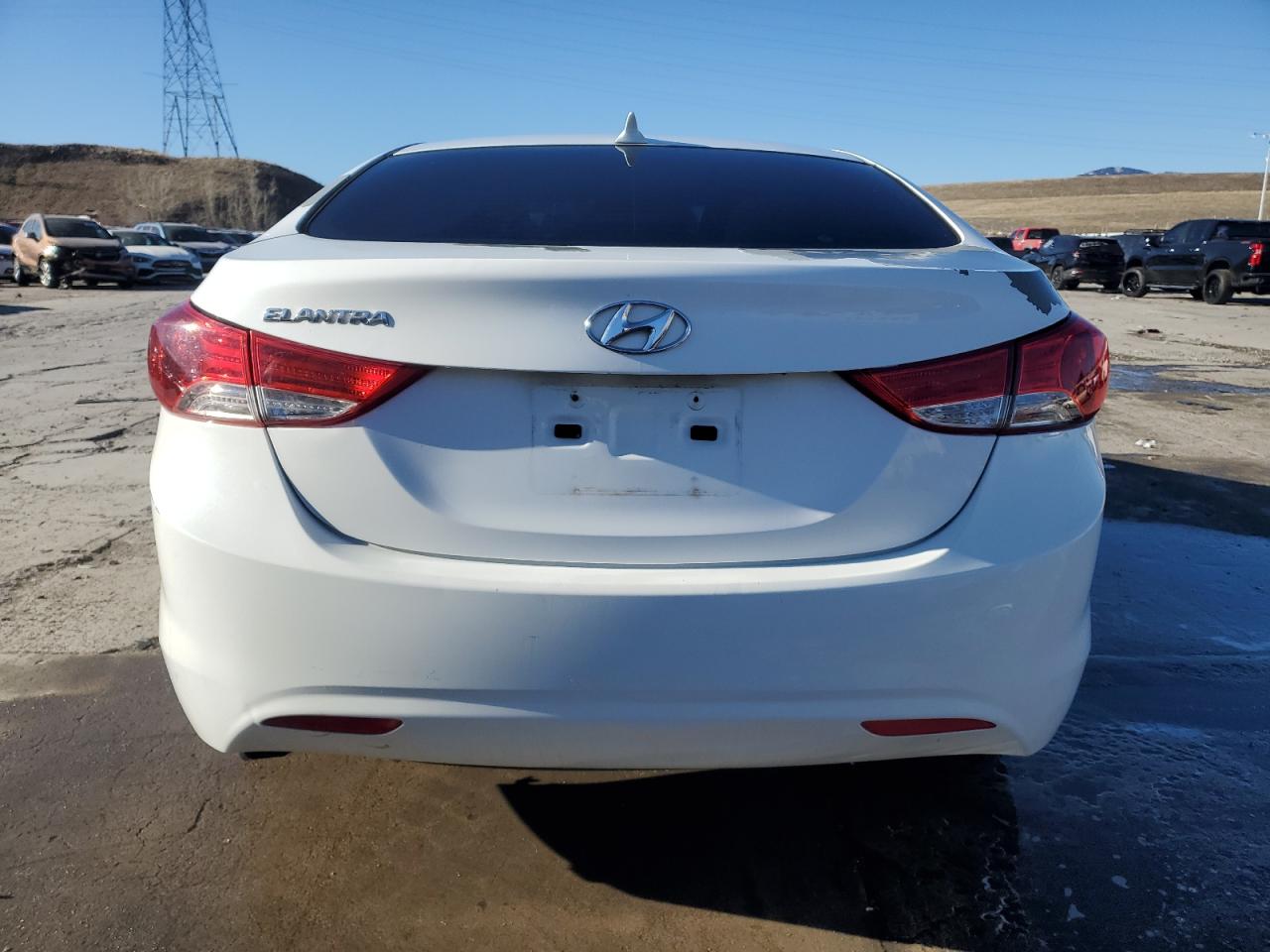 2013 Hyundai Elantra - Image 6