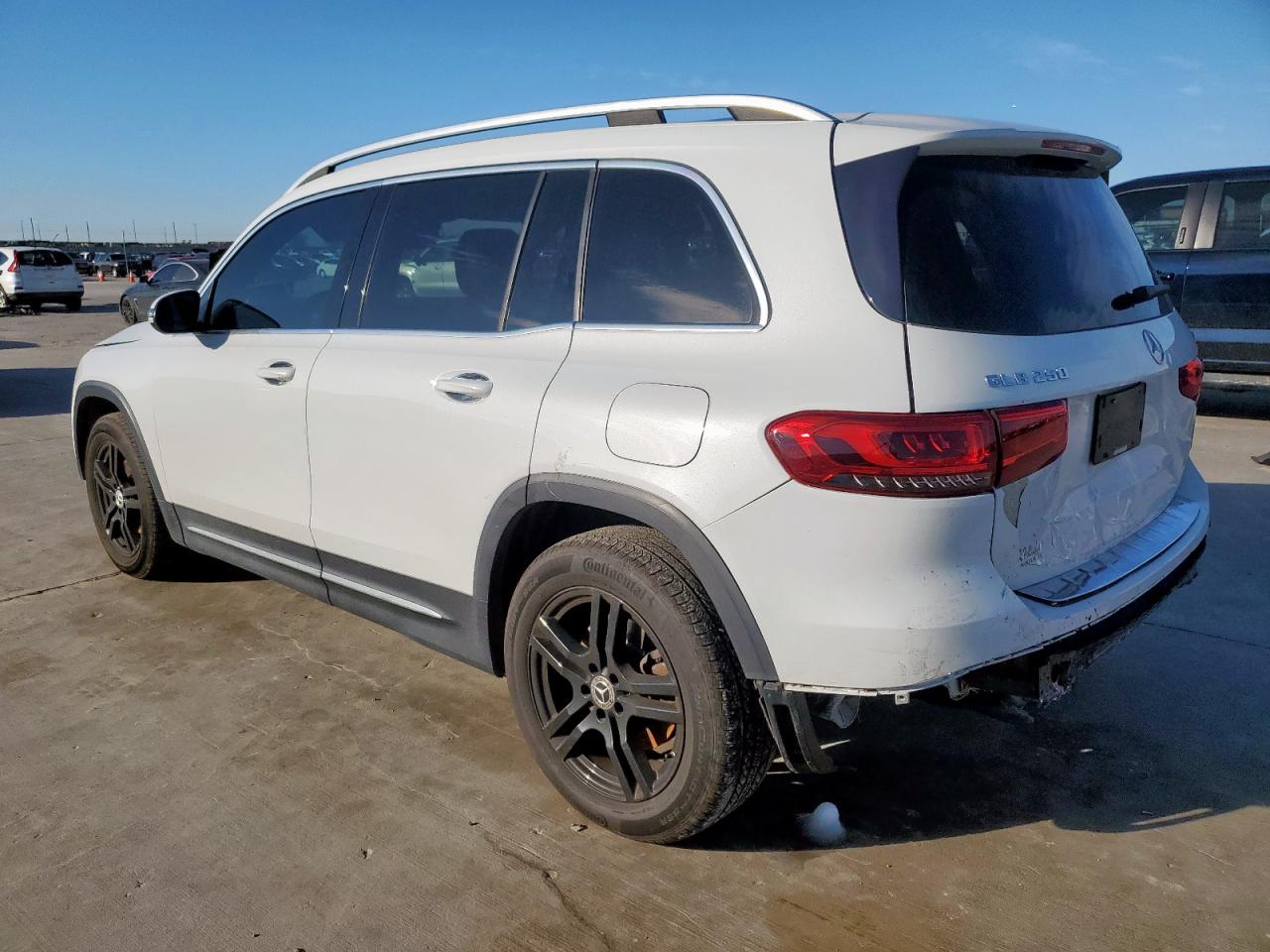 2020 Mercedes-Benz GLB - Image 2