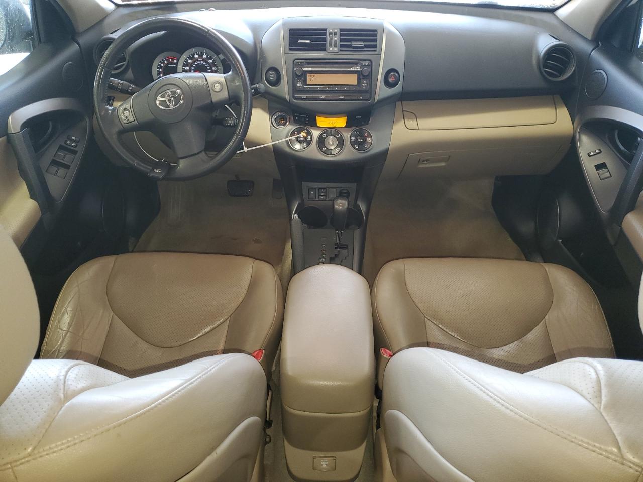 2012 Toyota RAV 4 - Image 8