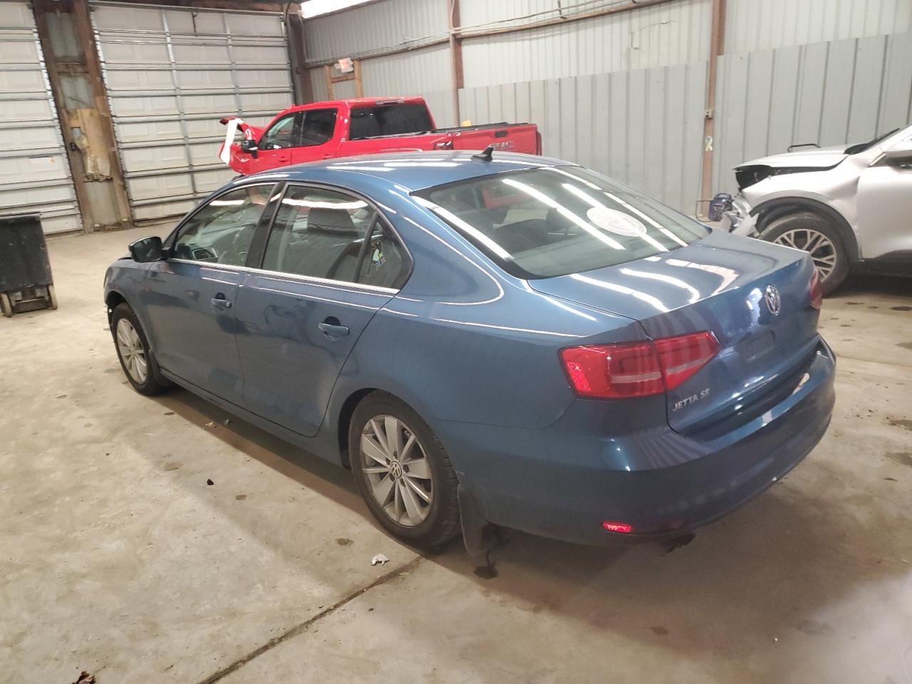 2015 Volkswagen Jetta - Image 2