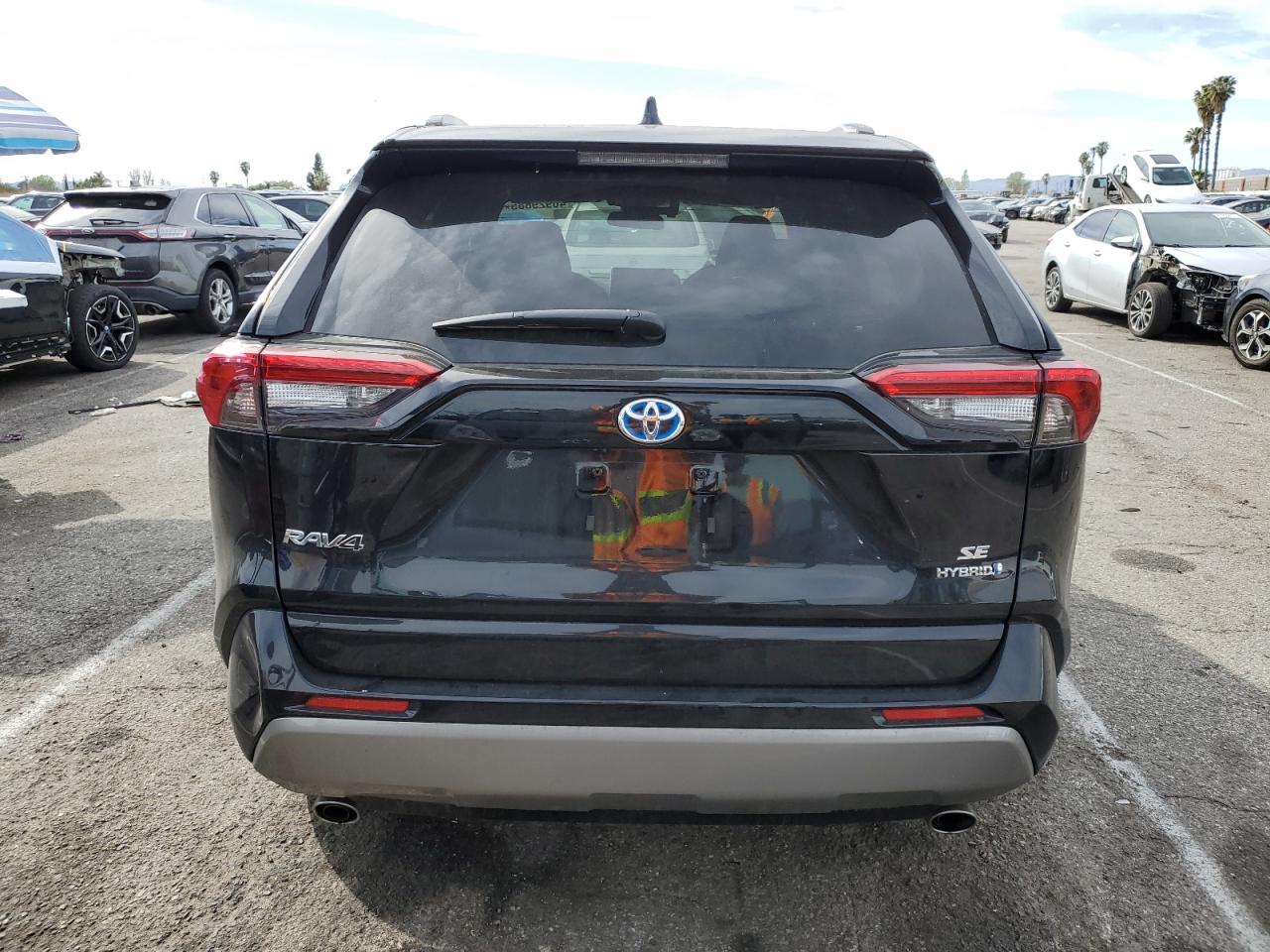 2022 Toyota RAV 4 - Image 6