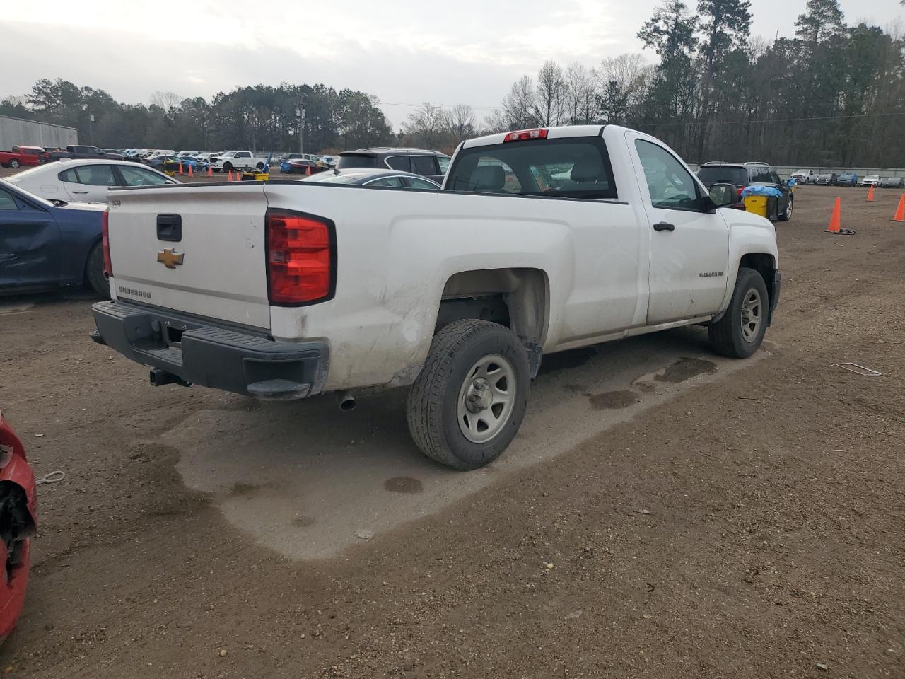 2014 Chevrolet Silverado - Image 3