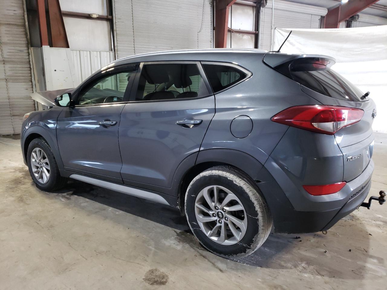 2017 Hyundai Tucson - Image 2