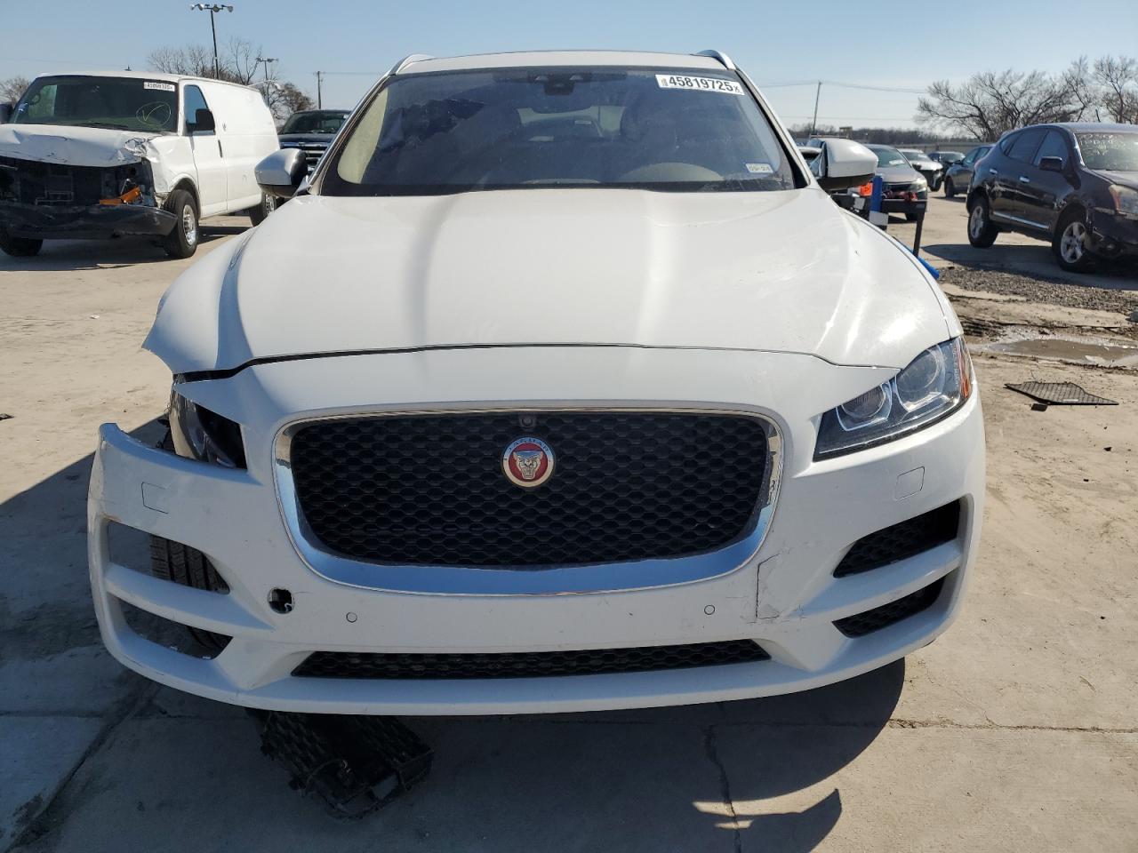 2020 Jaguar F-Pace - Image 5